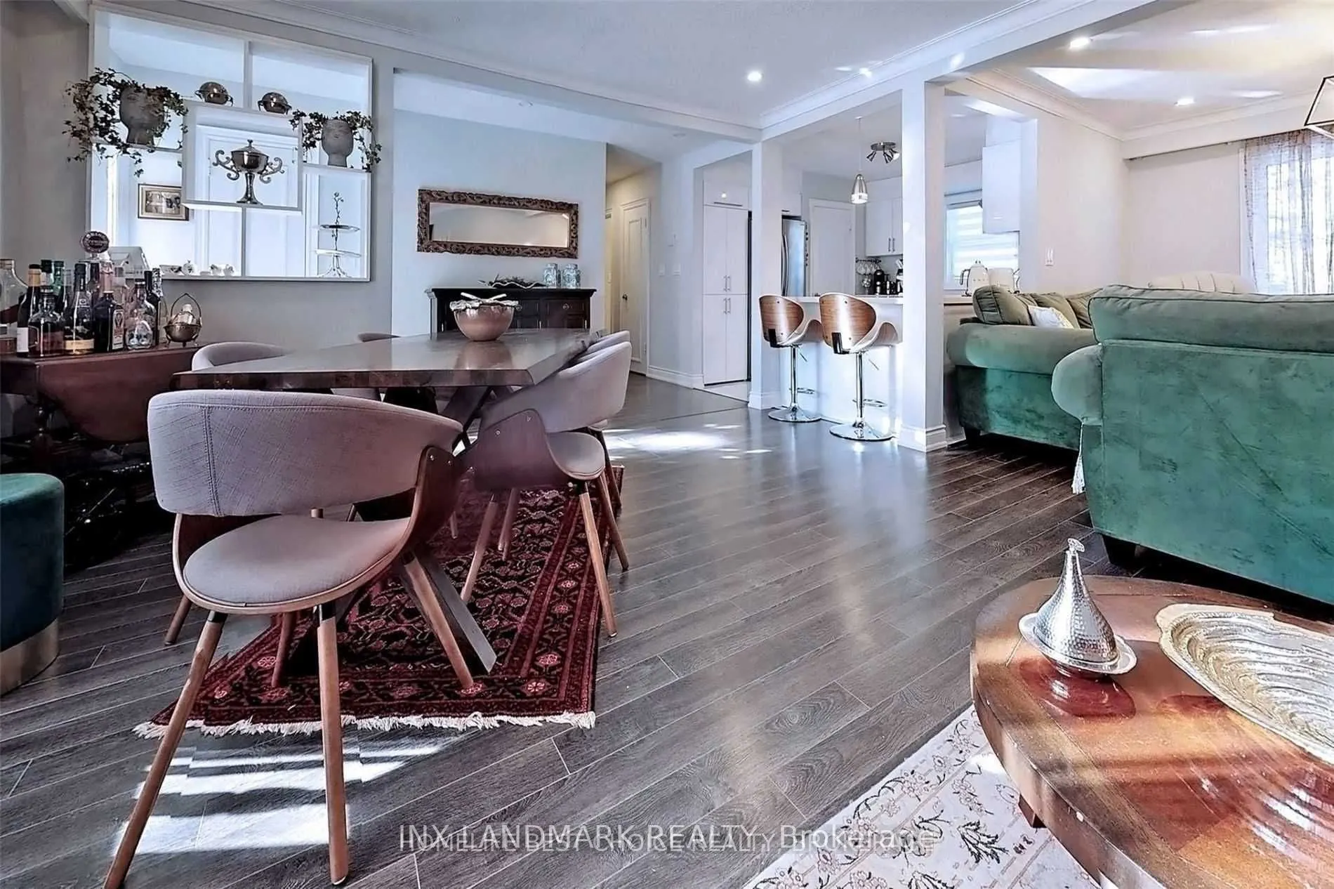 32 Kirk Drive