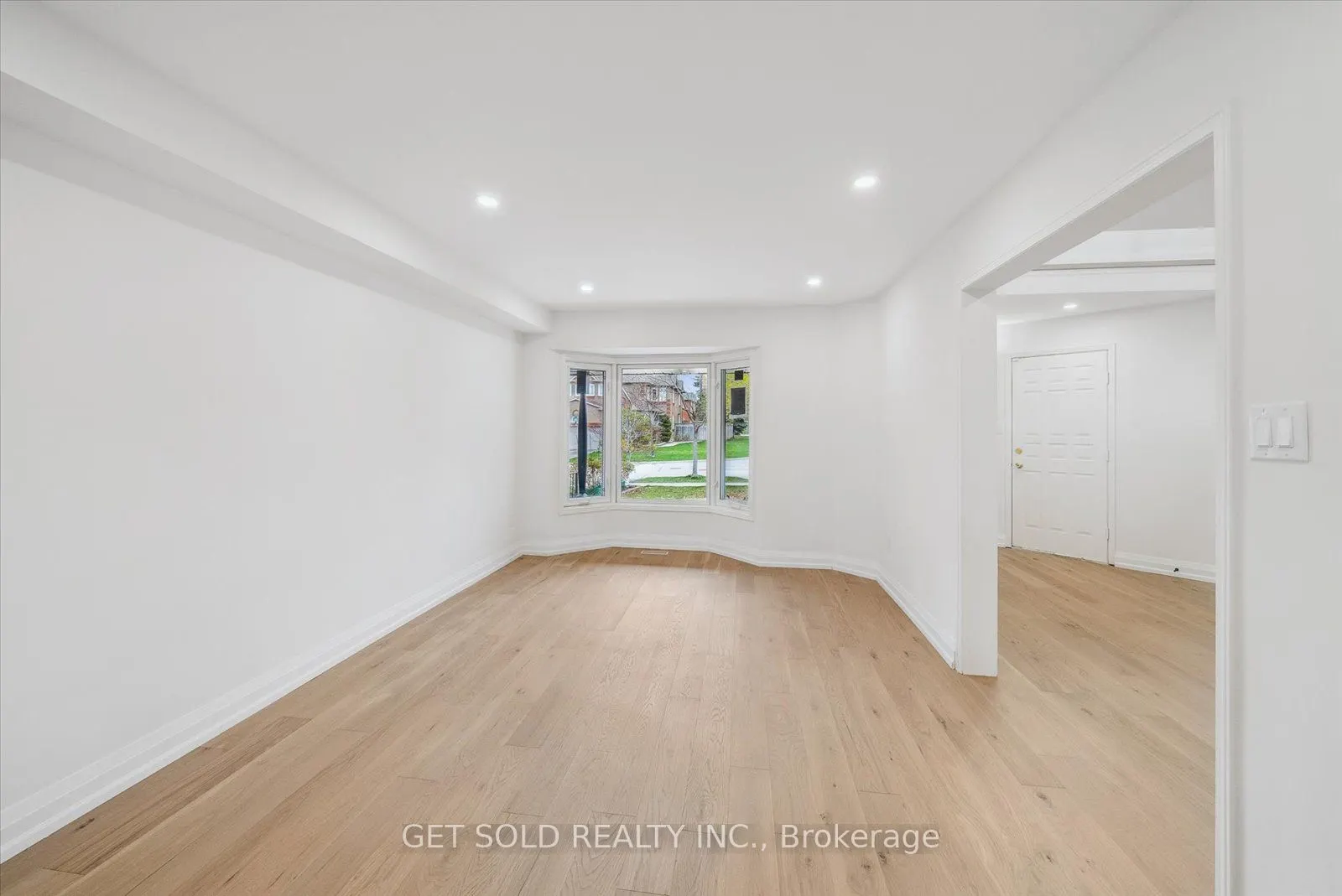 27 Edenbridge Drive