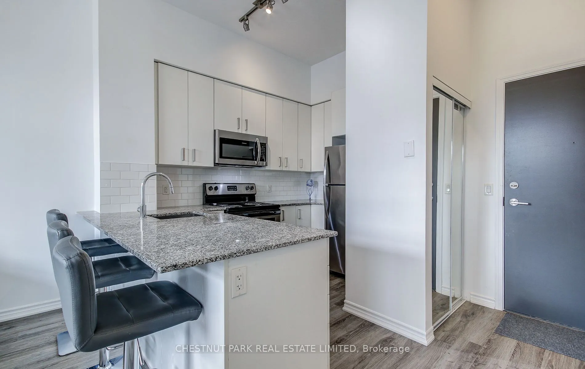 11611 Yonge Street, #109
