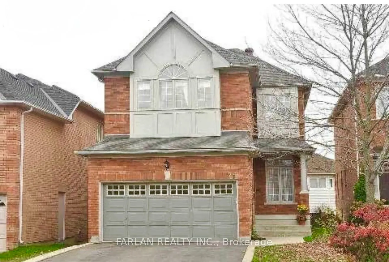 25 Desert View Crescent