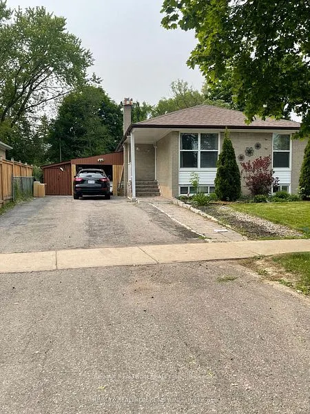 77 Murray Drive, #Main Floor