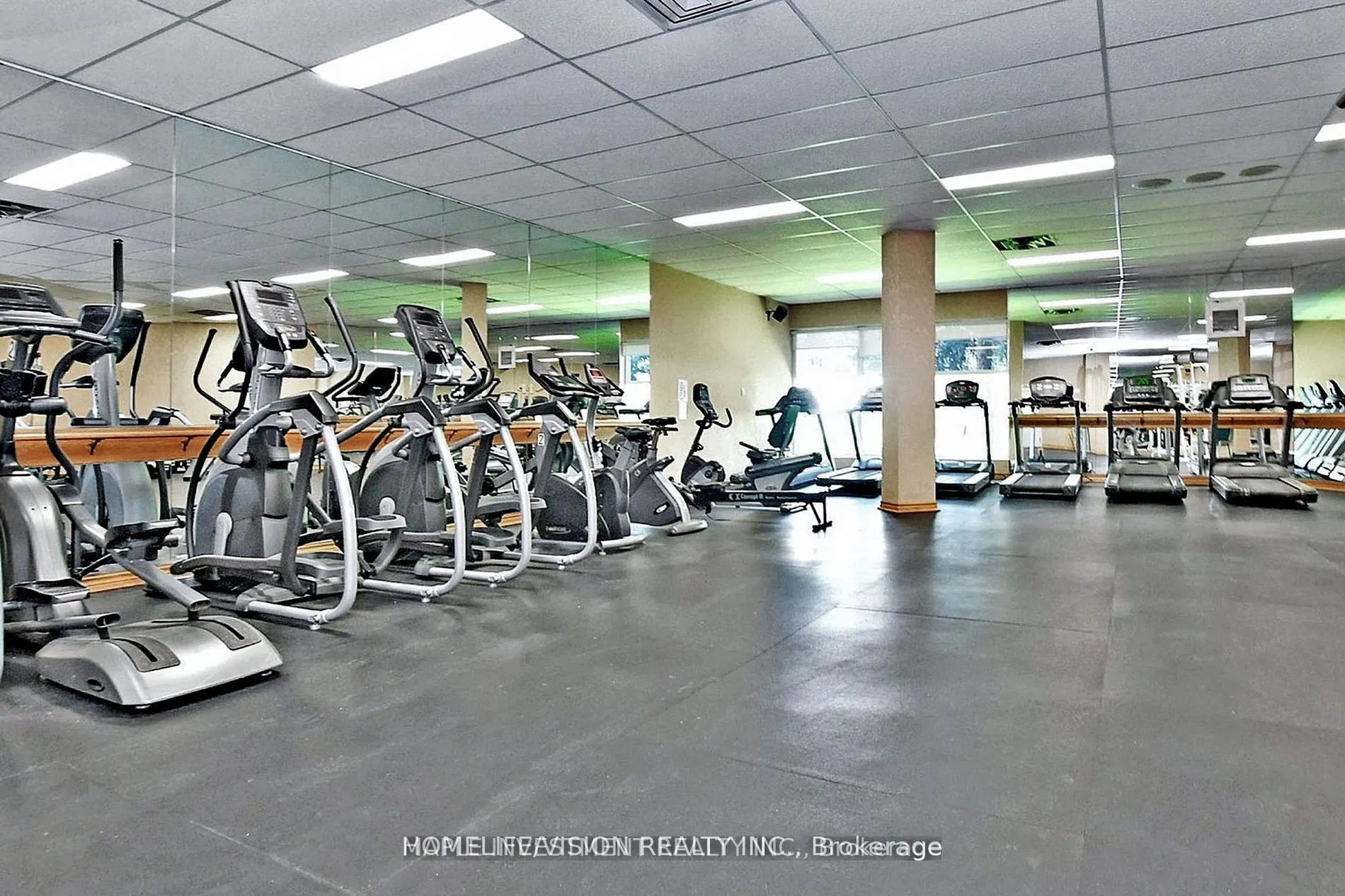 40 Harding Boulevard W, #1006