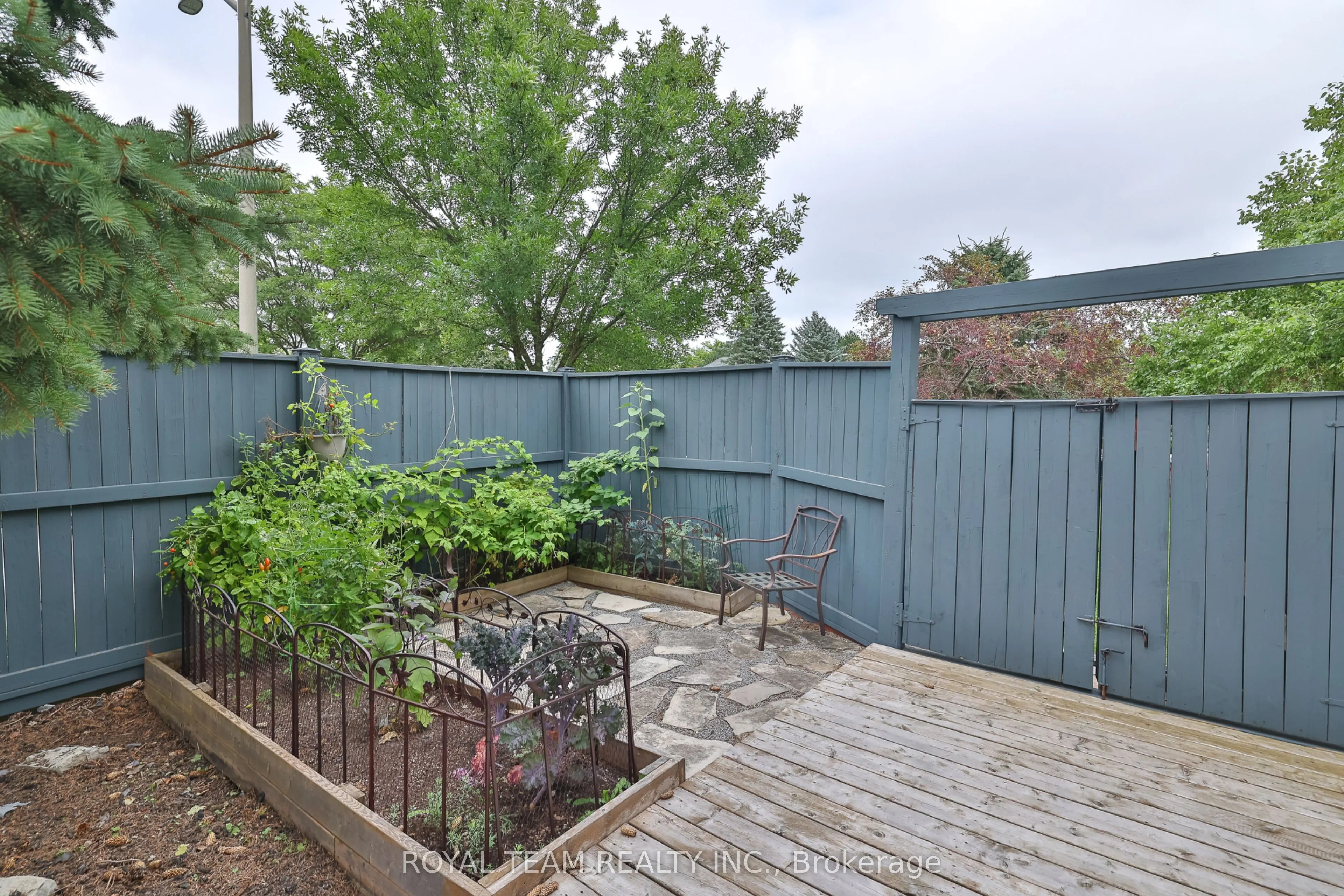2 Gleave Court