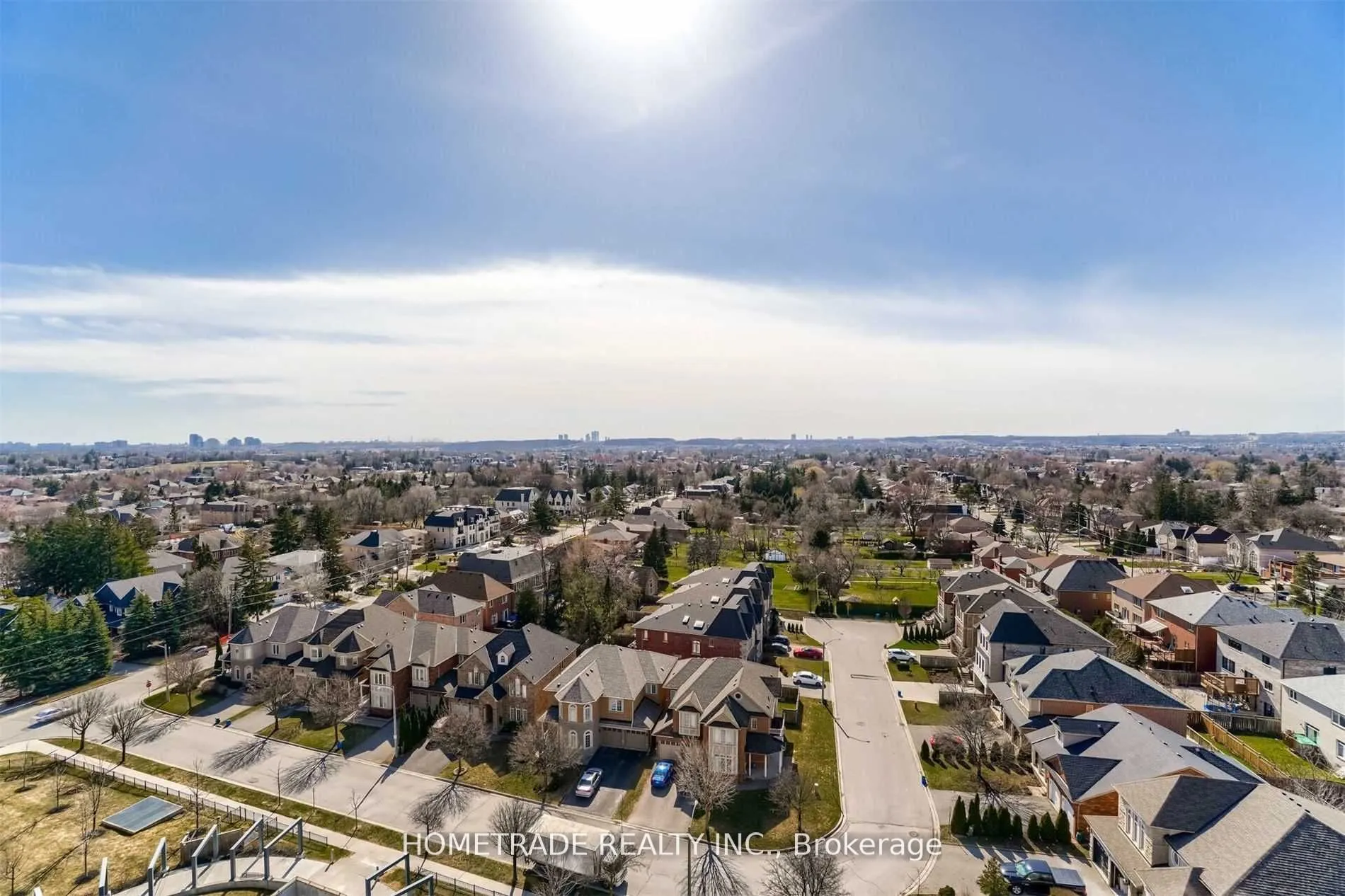 9090 Yonge Street, #201B