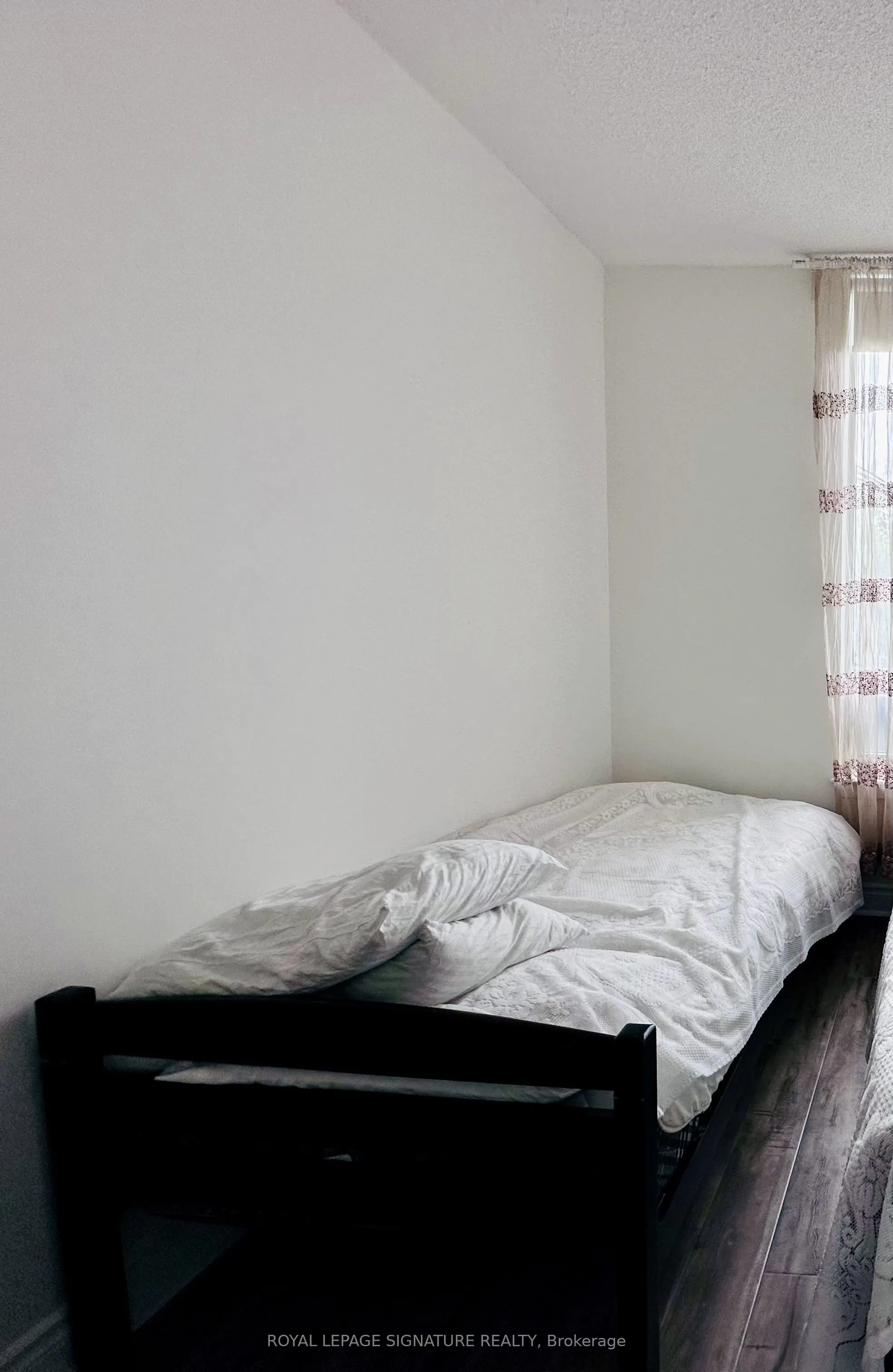 7165 Yonge Street, #110