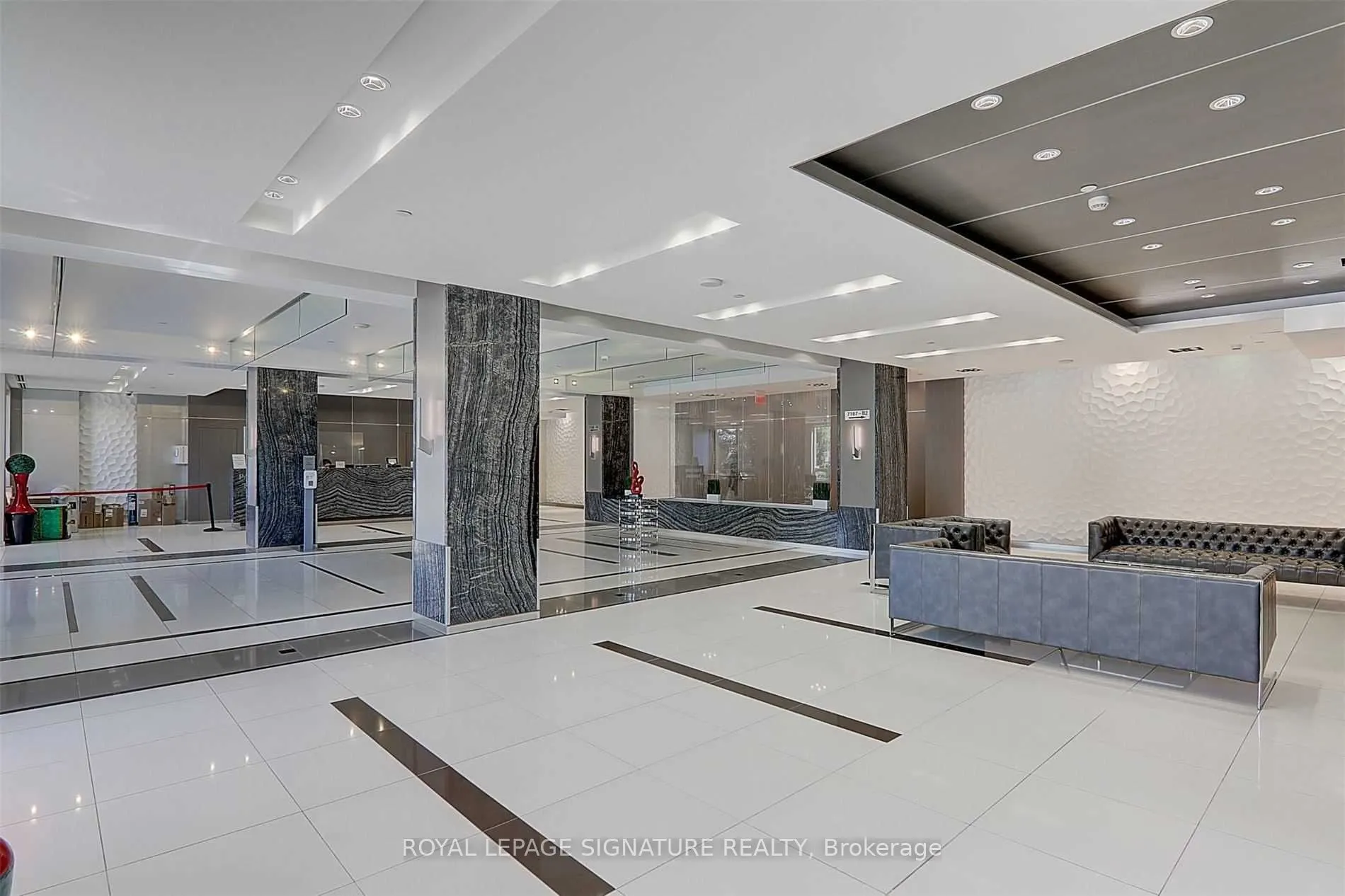 7165 Yonge Street, #110