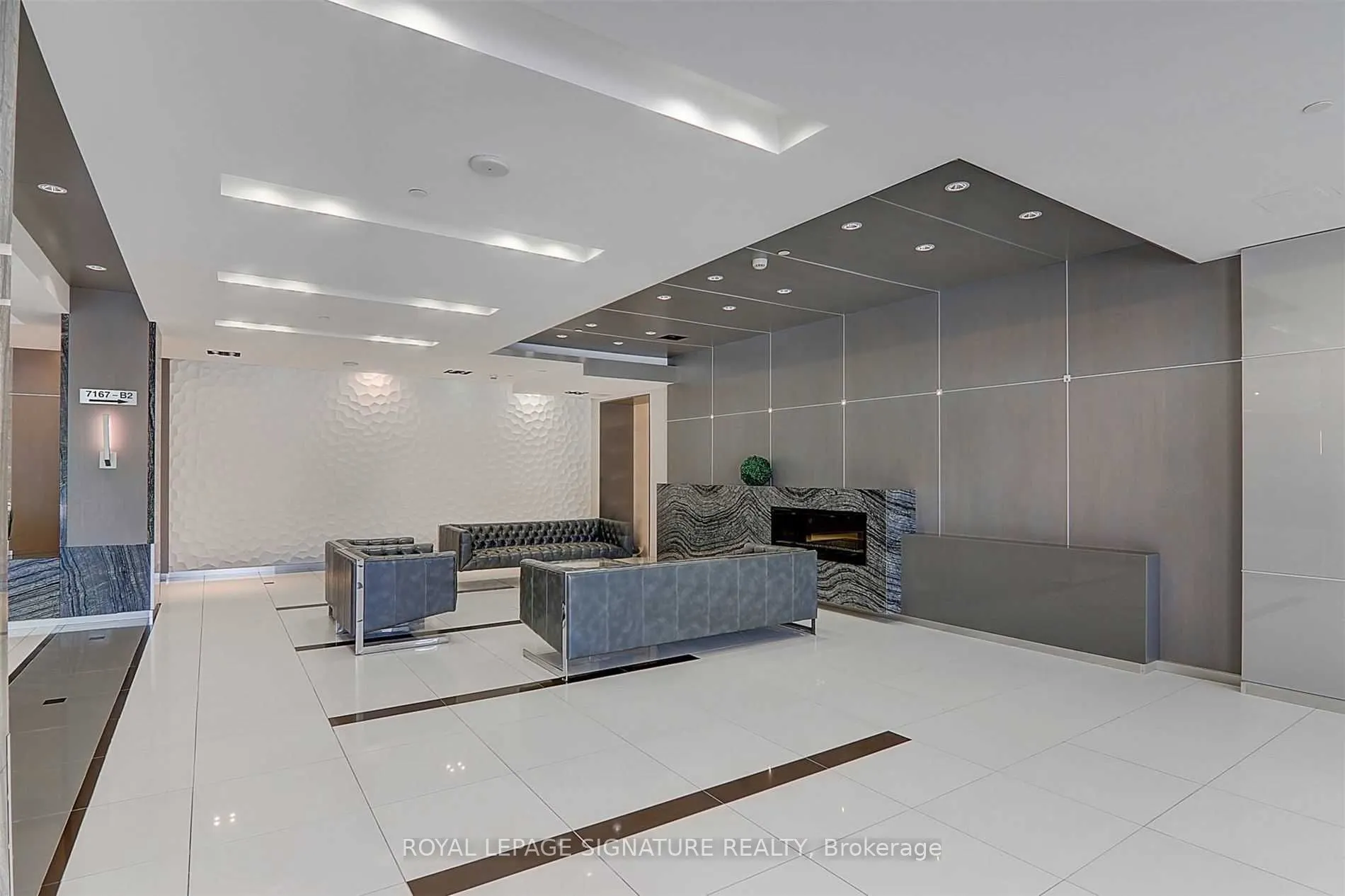 7165 Yonge Street, #110