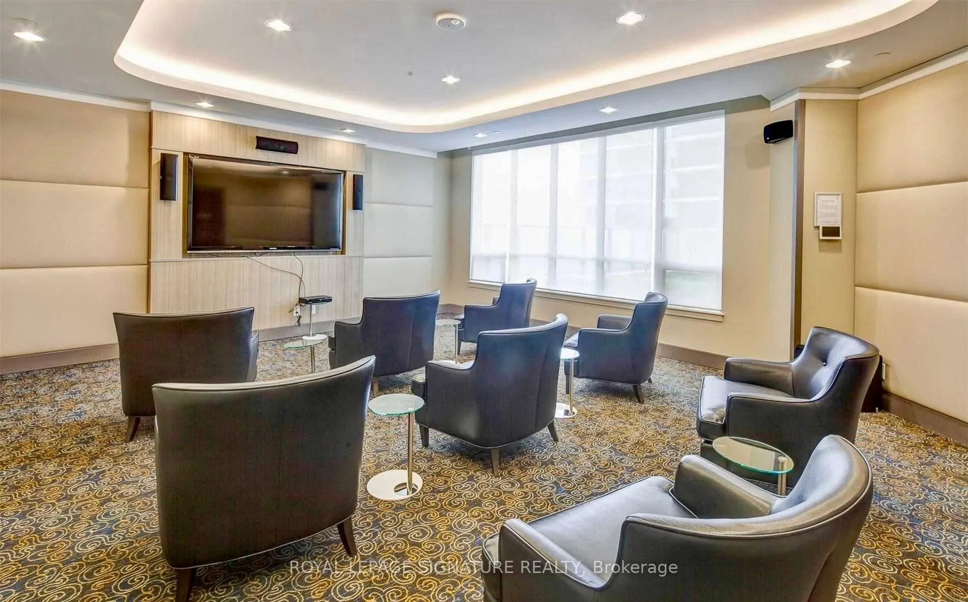 7165 Yonge Street, #110