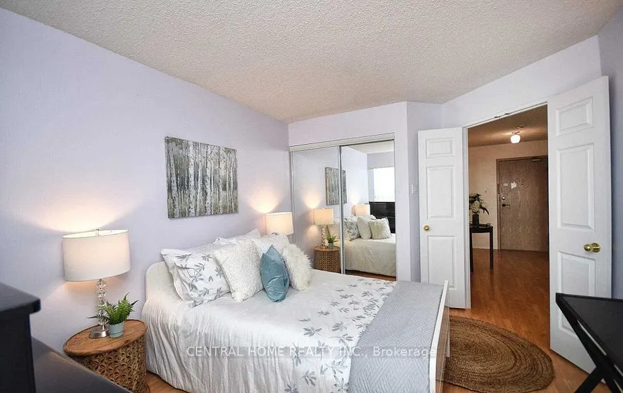 7825 Bayview Avenue #502