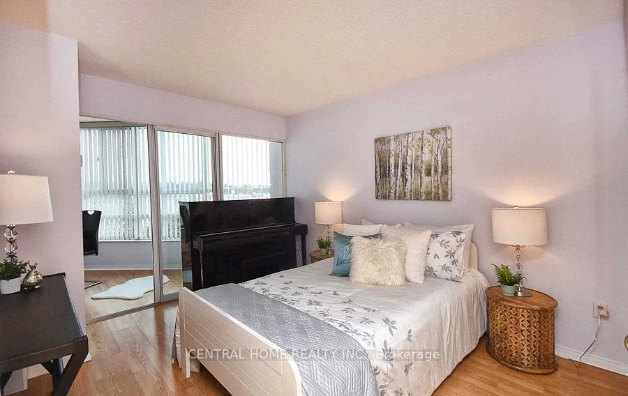 7825 Bayview Avenue #502