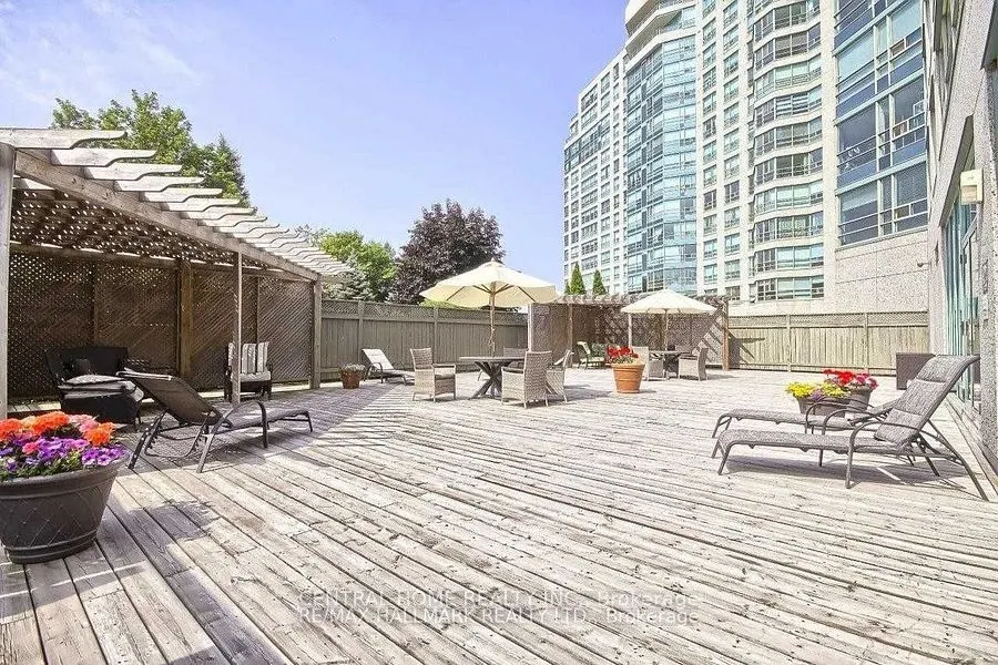 7825 Bayview Avenue #502