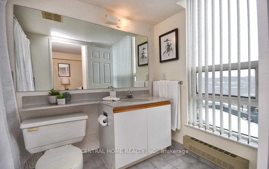 7825 Bayview Avenue #502