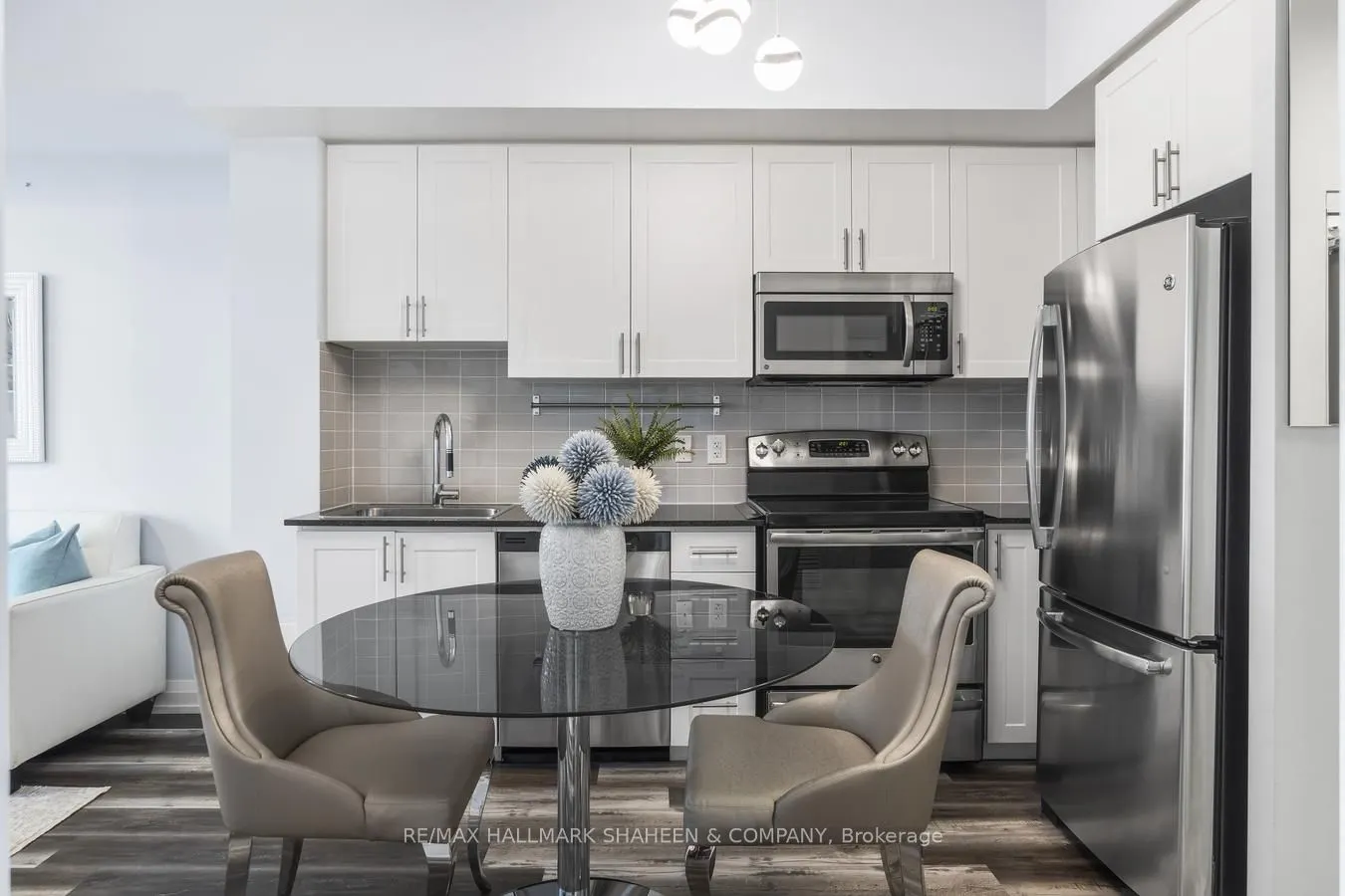 7171 Yonge Street, #437