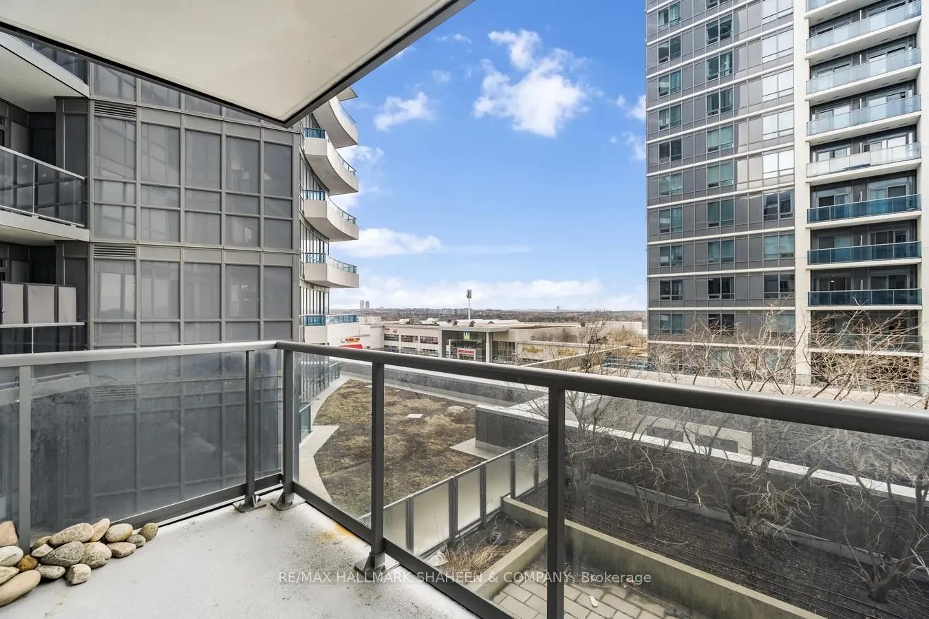 7171 Yonge Street, #437