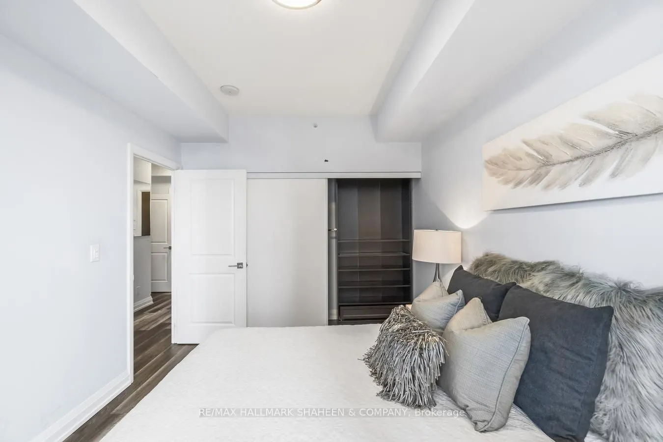 7171 Yonge Street, #437