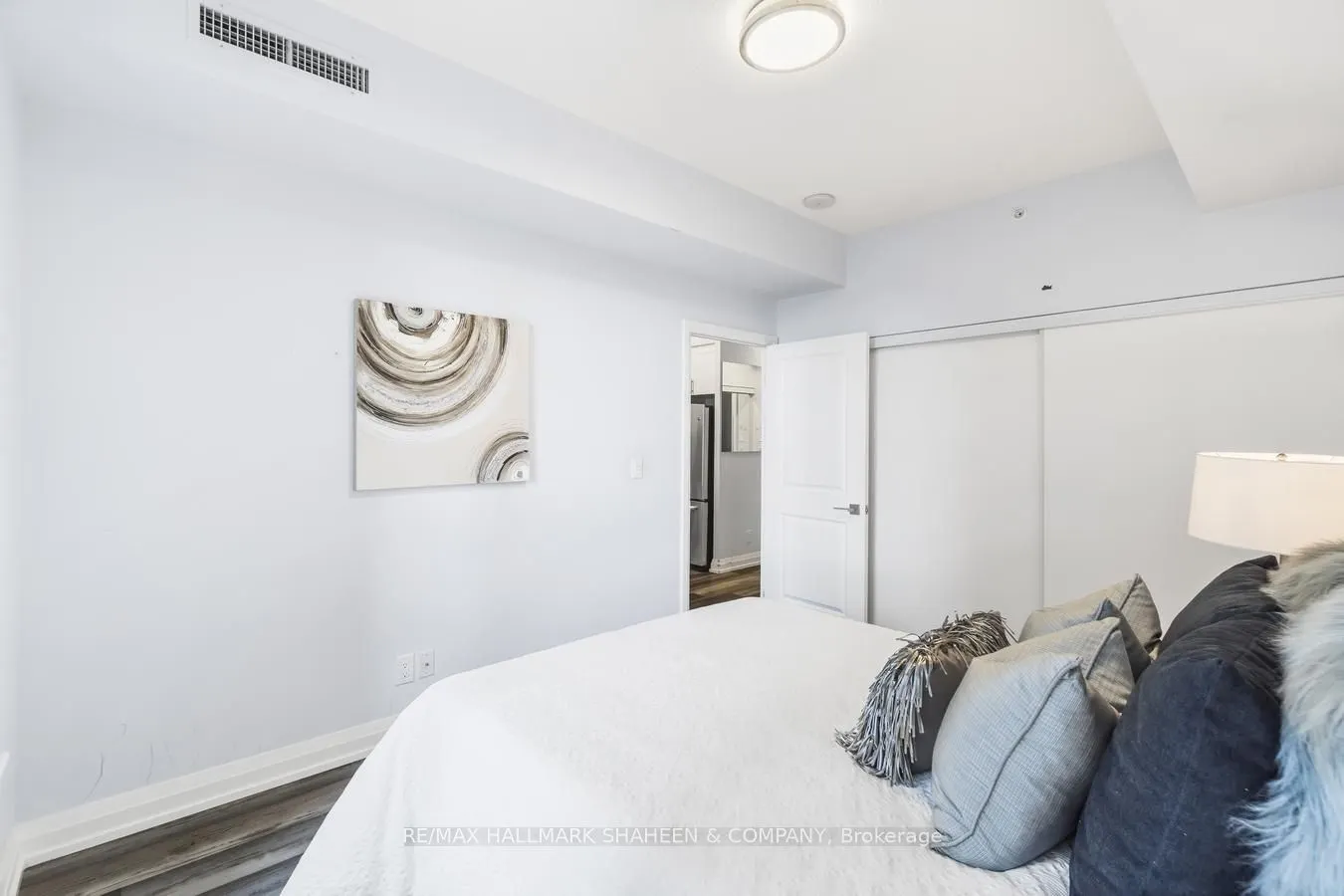7171 Yonge Street, #437