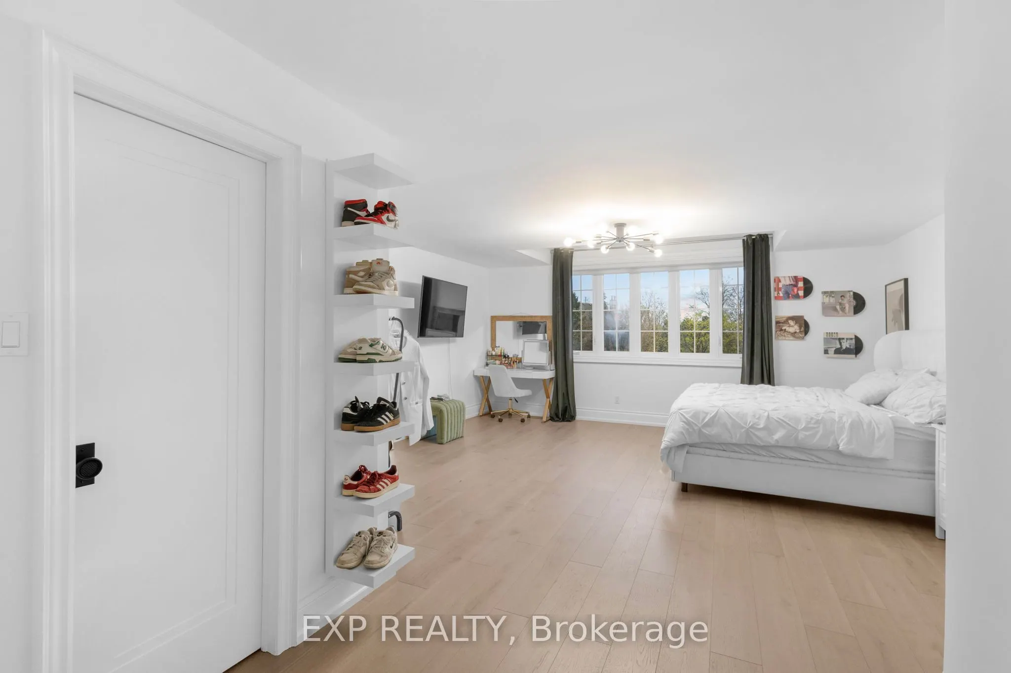 289 Westridge Drive