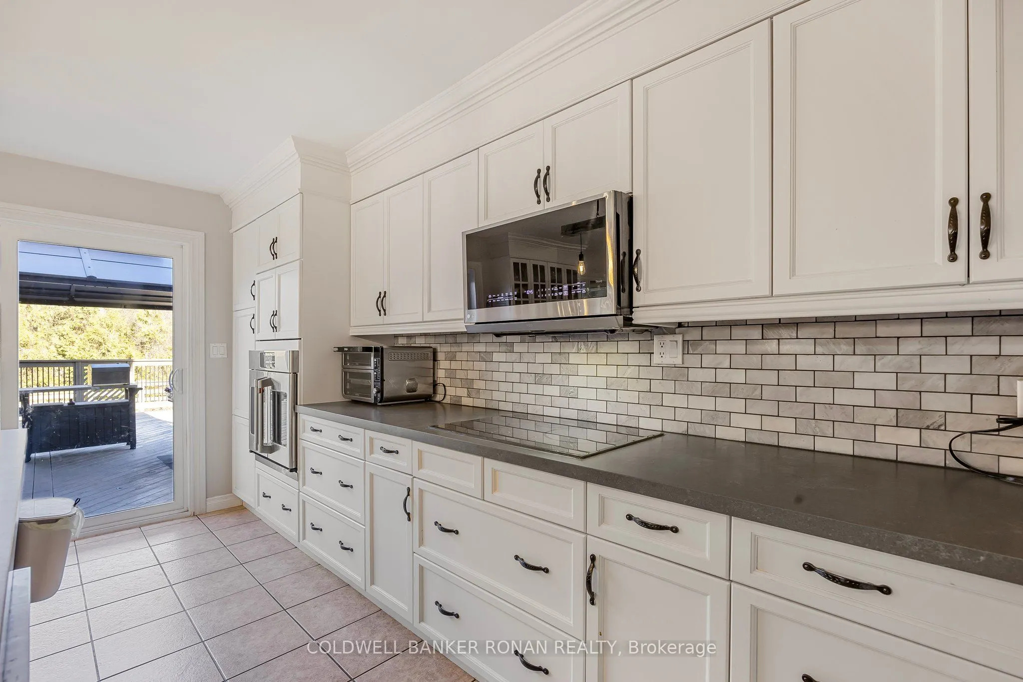 5735 Concession Rd 6