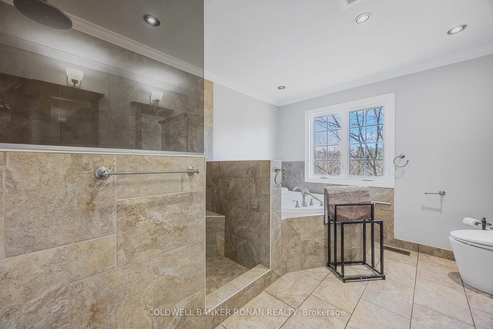 5735 Concession Rd 6