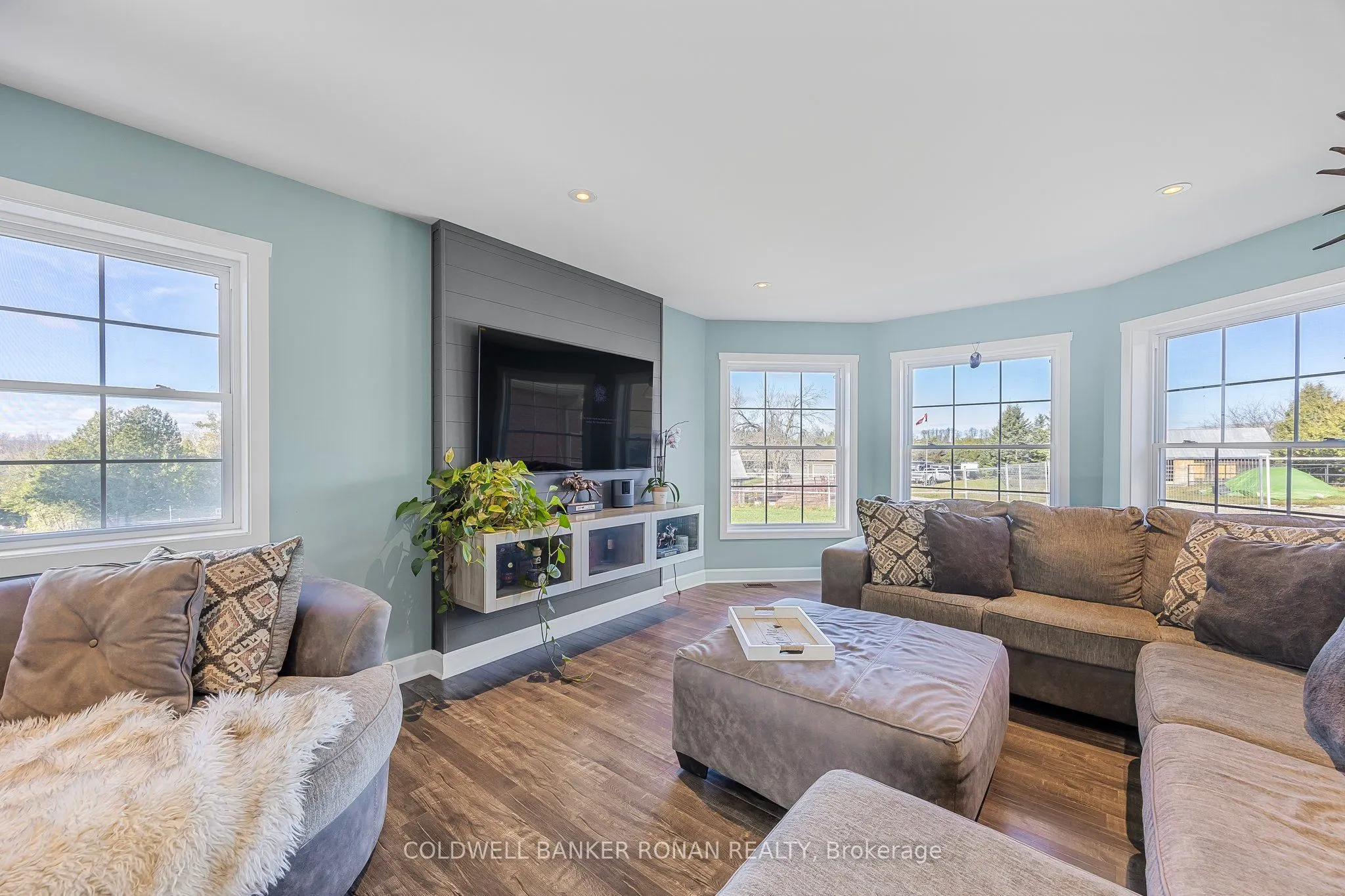 5735 Concession Rd 6