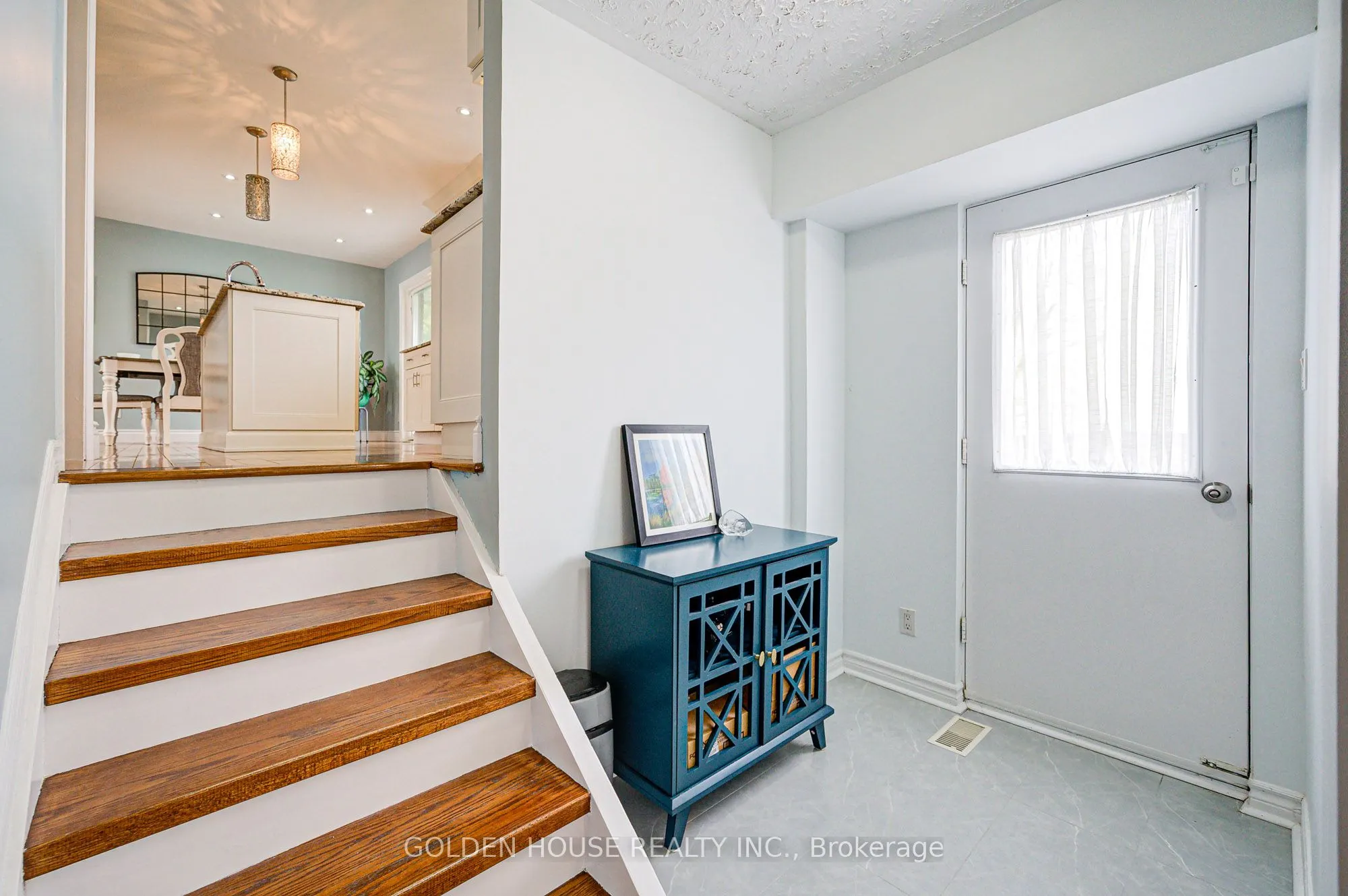 53 West Park Heights