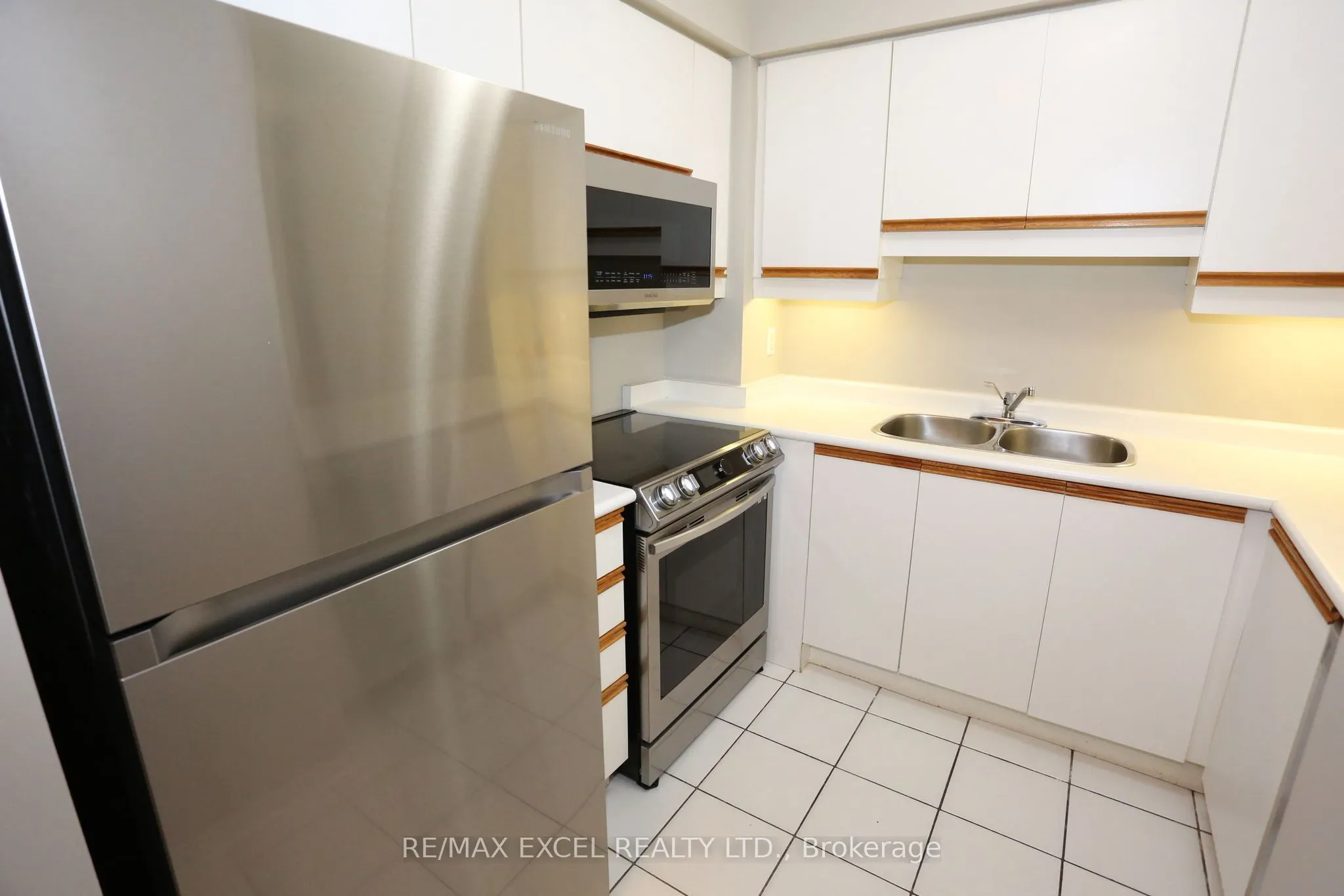 735 New Westminster Drive, #37