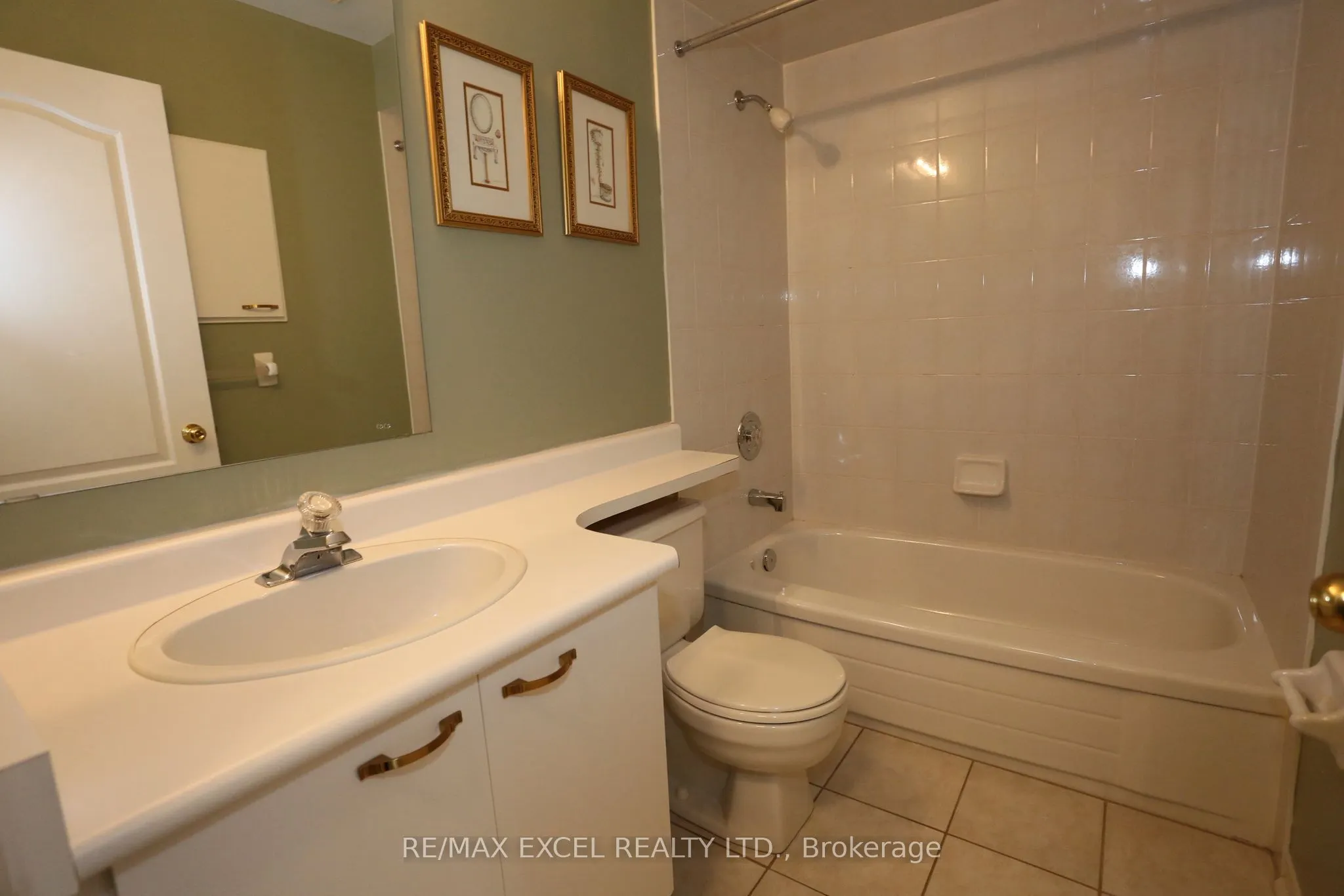 735 New Westminster Drive, #37