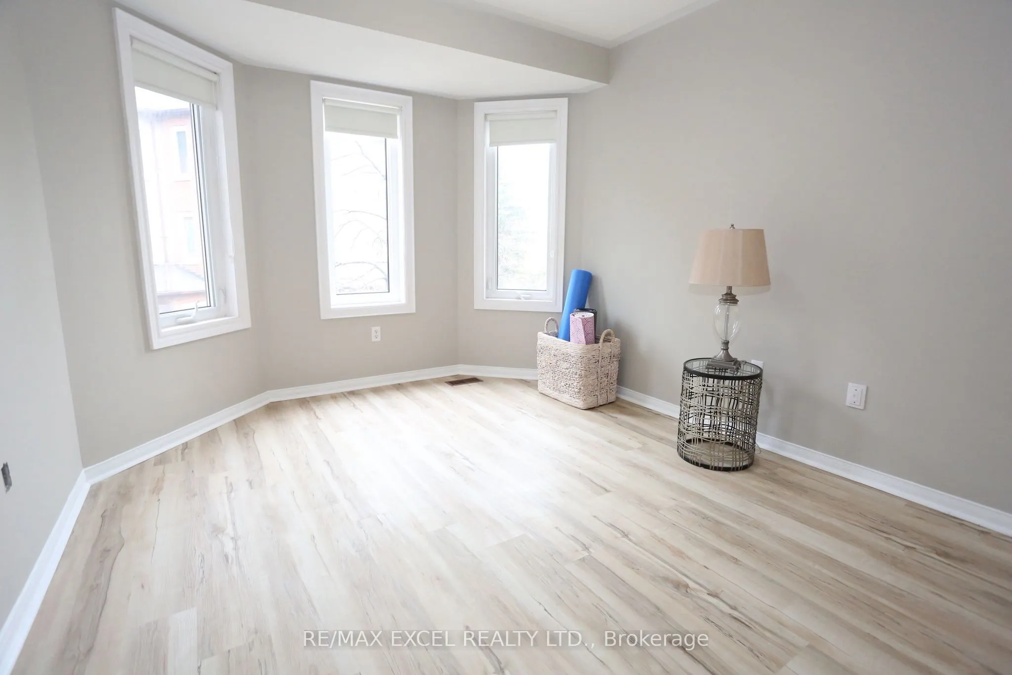 735 New Westminster Drive, #37