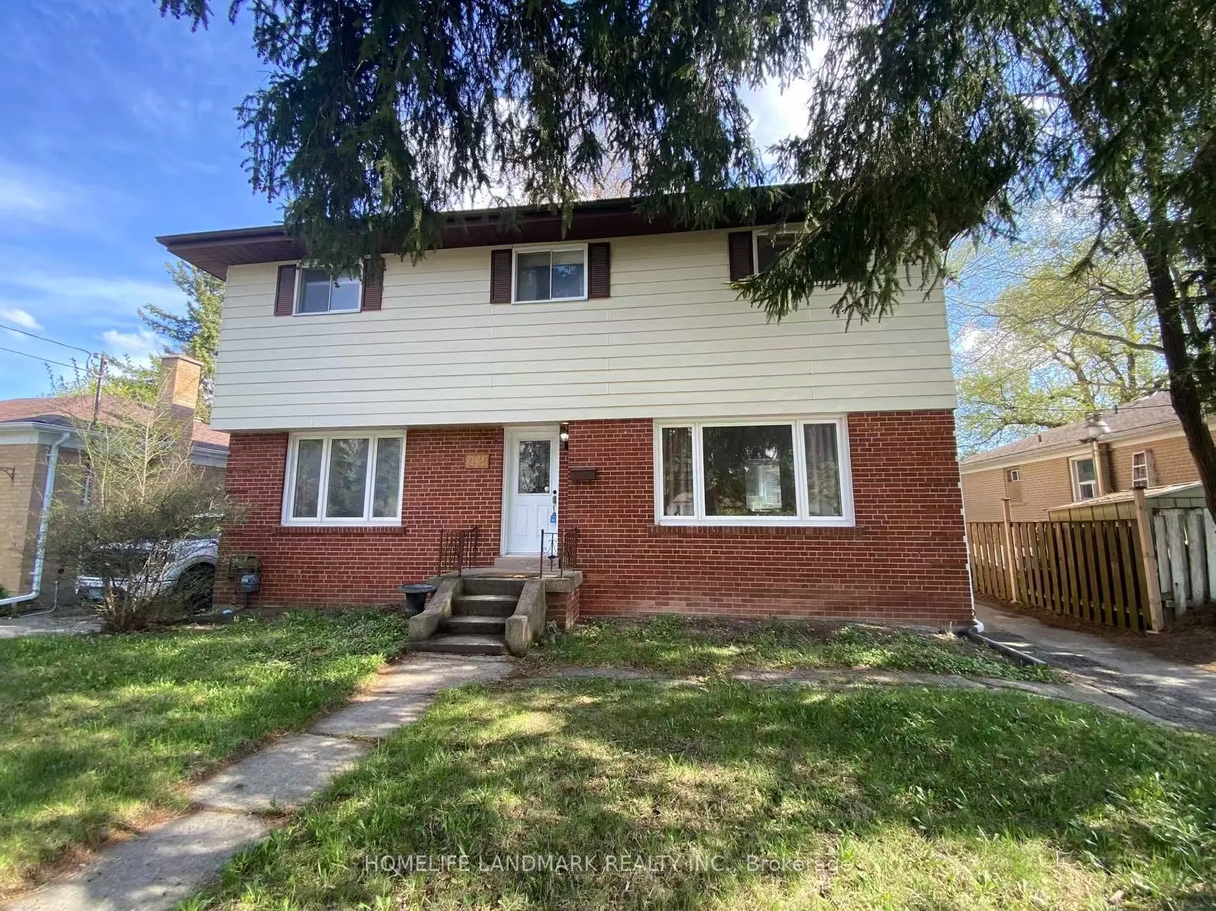 42 Cartier Crescent