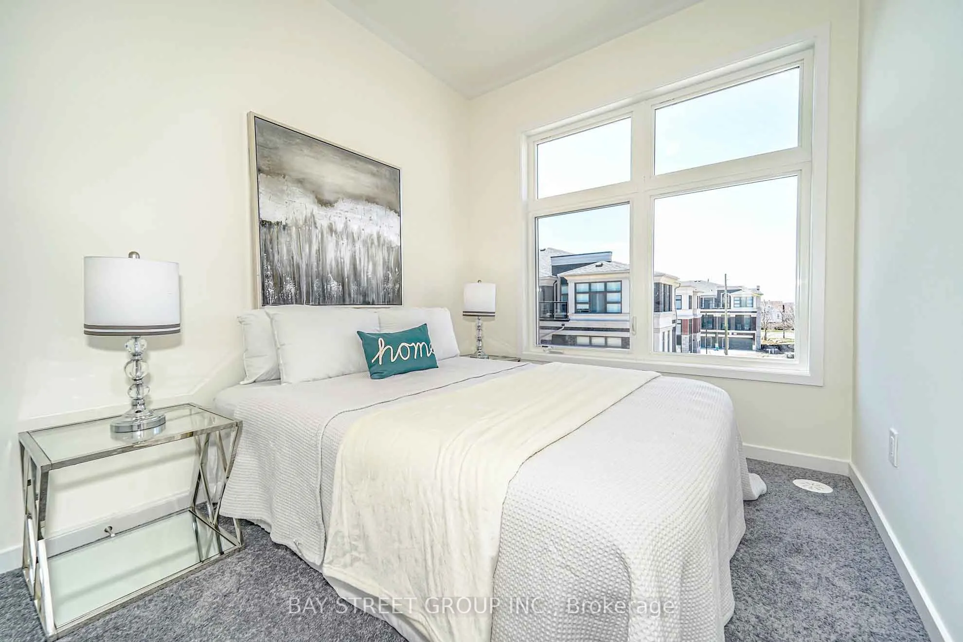 54 Pantheon Lane