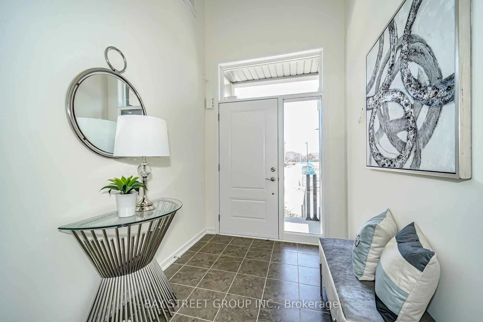 54 Pantheon Lane