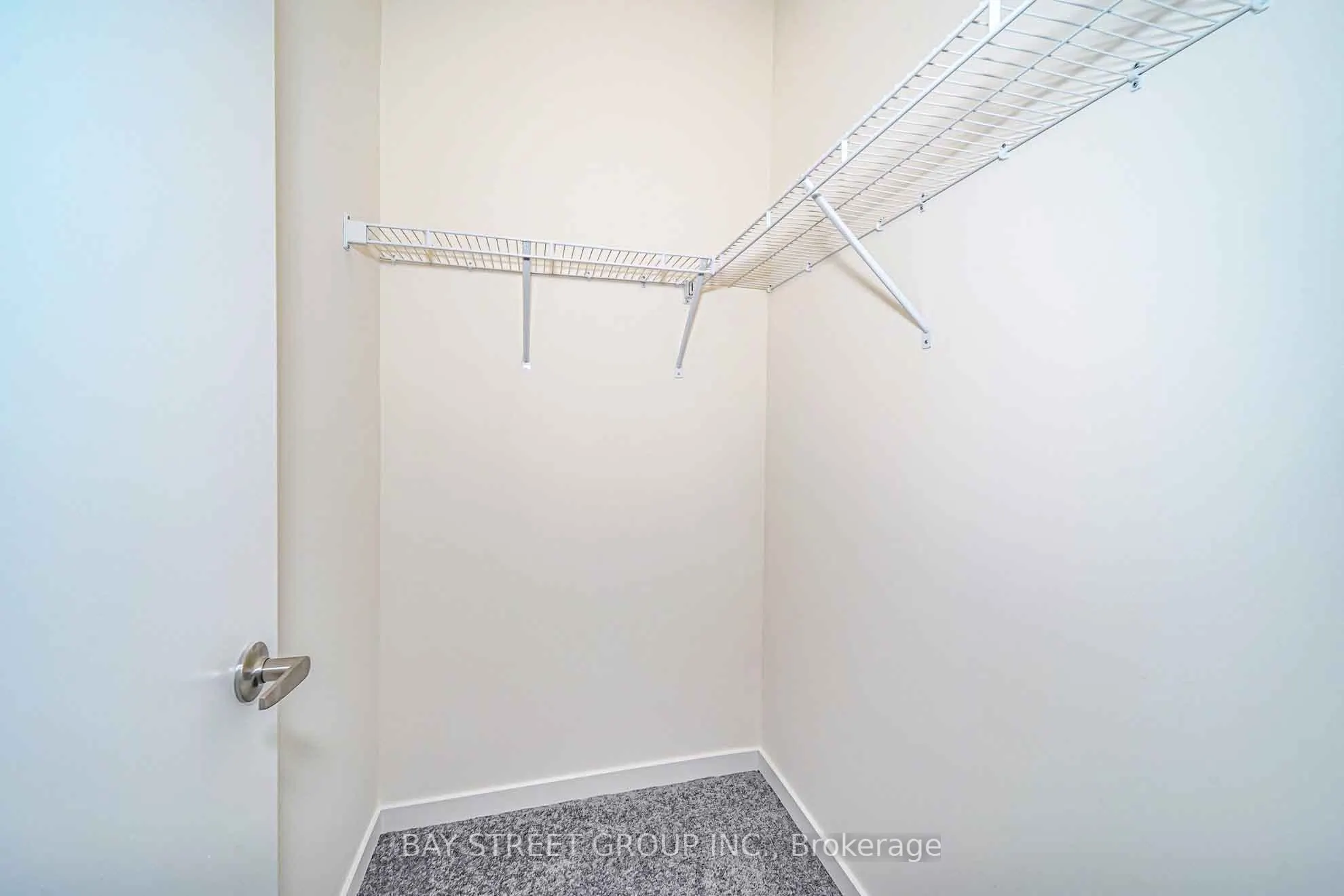 54 Pantheon Lane