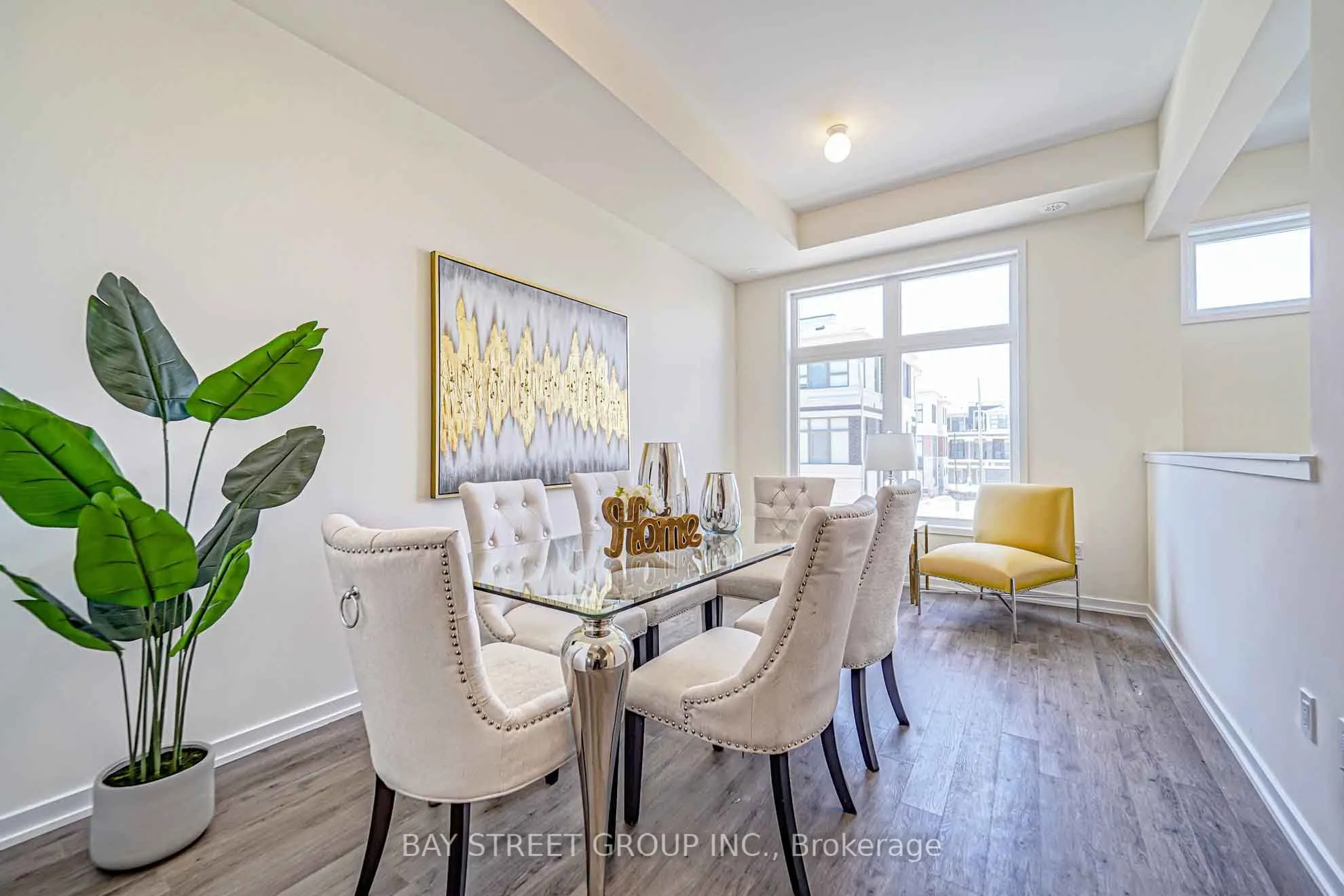 54 Pantheon Lane