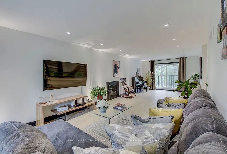 56 Cynthia Crescent