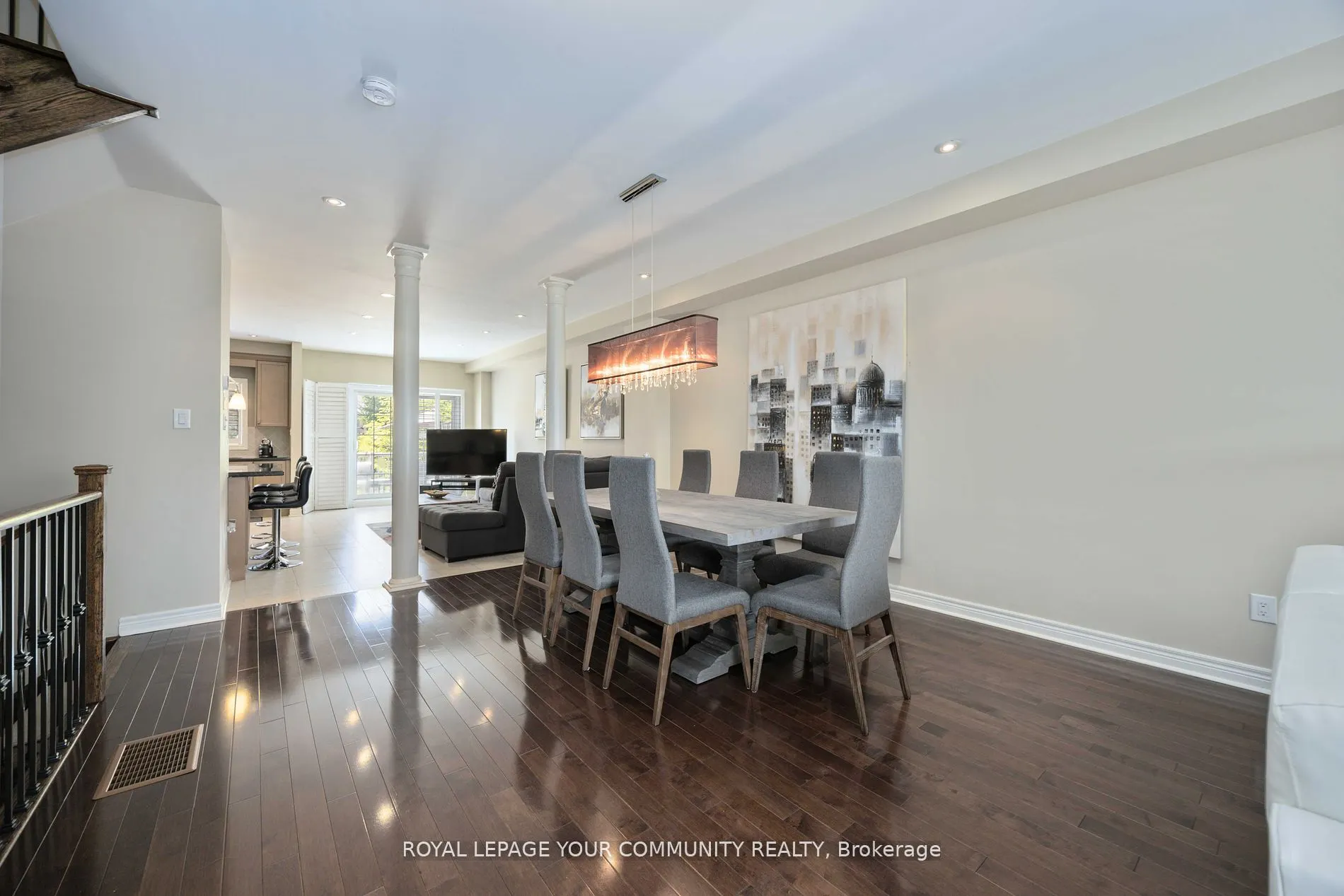8900 Bathurst Street #37