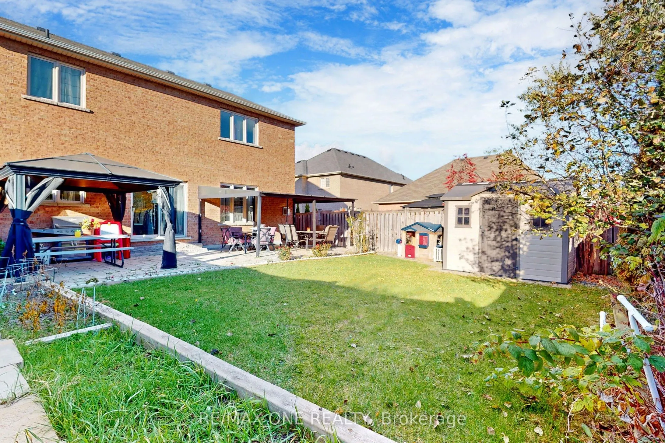 45 Mapleton Mills Drive
