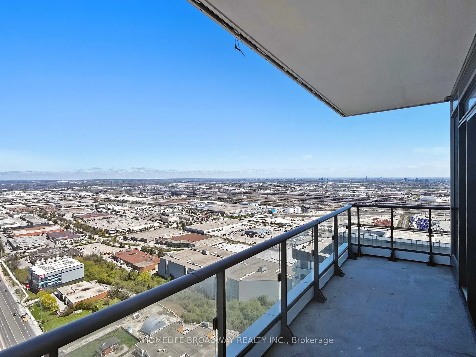7890 Jane Street, #4809