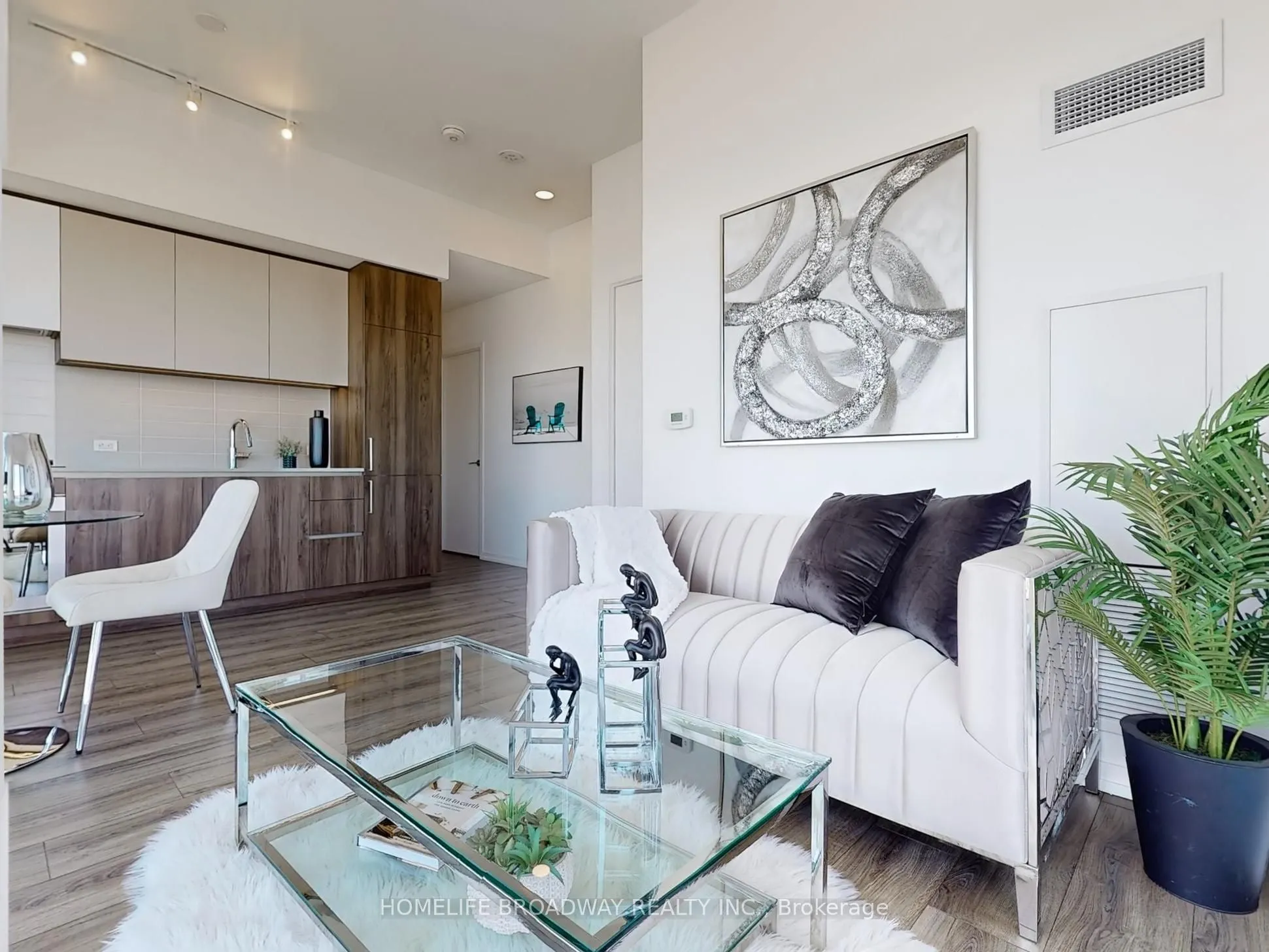 7890 Jane Street, #4809