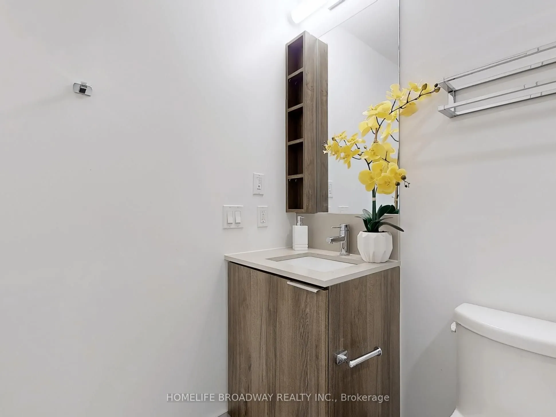 7890 Jane Street, #4809