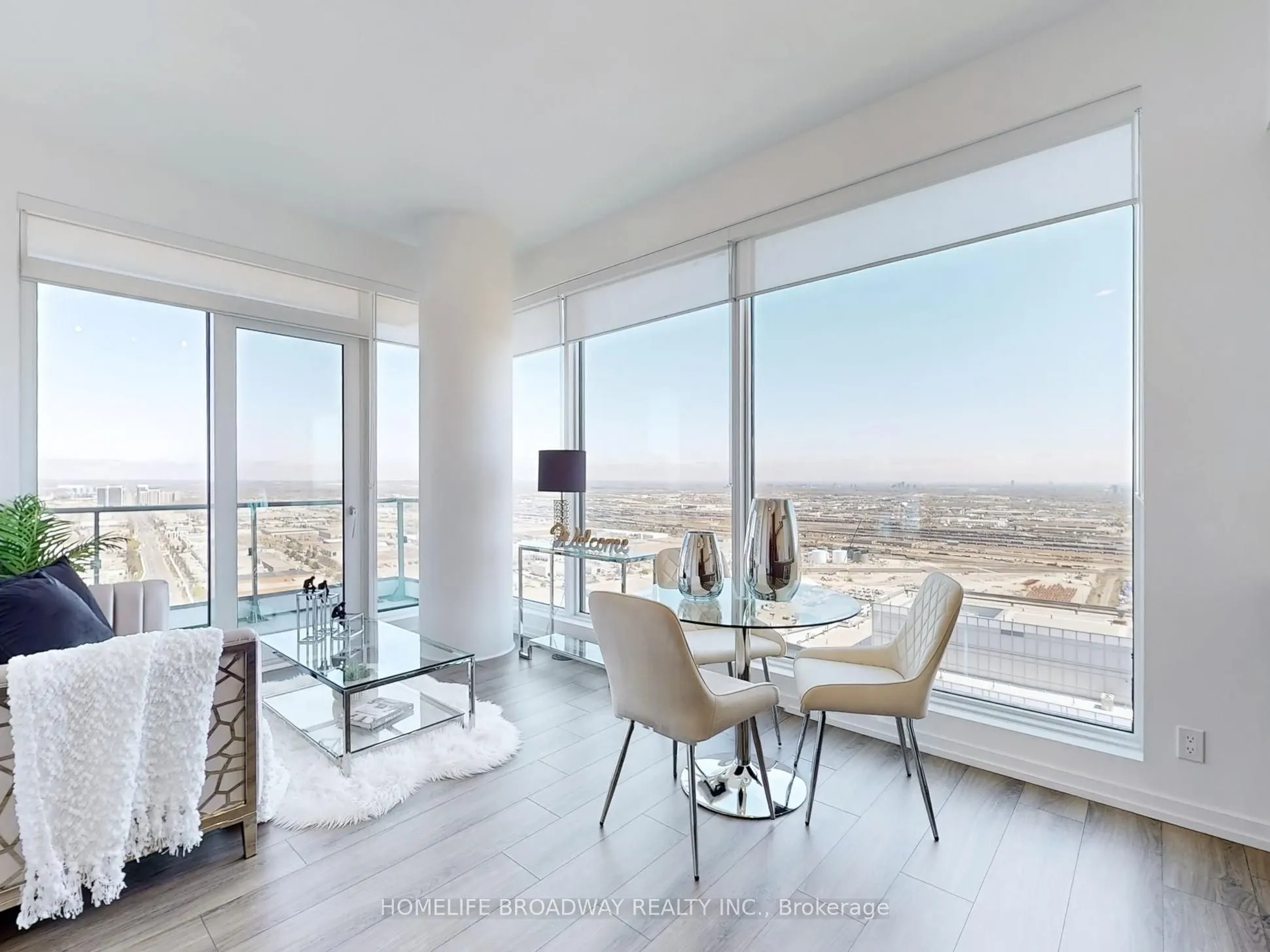 7890 Jane Street, #4809