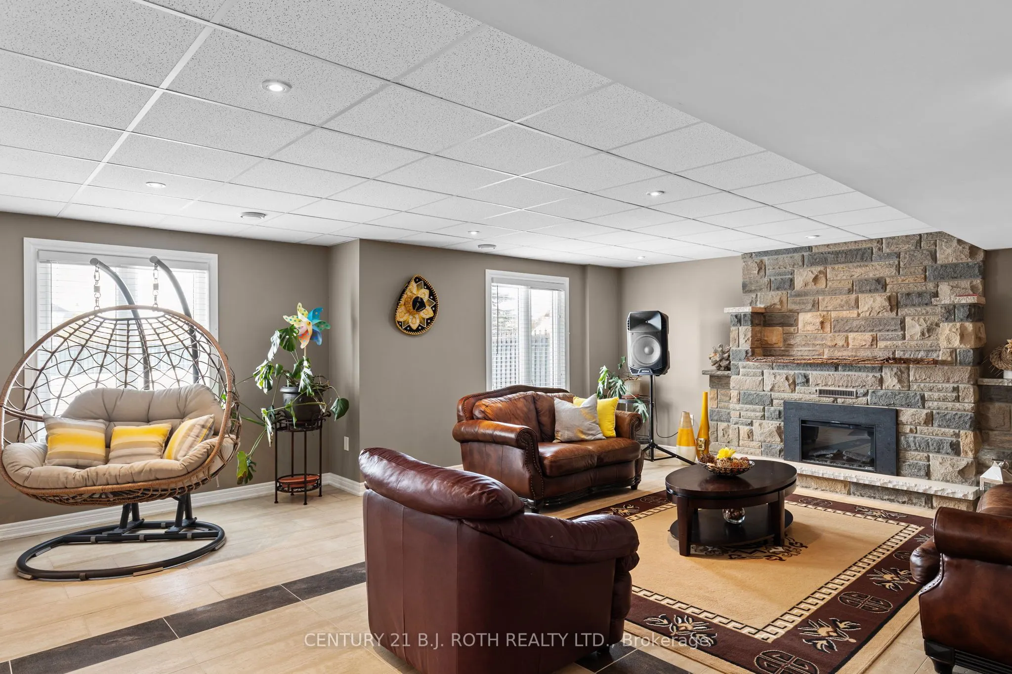 10 BROLLEY Crescent
