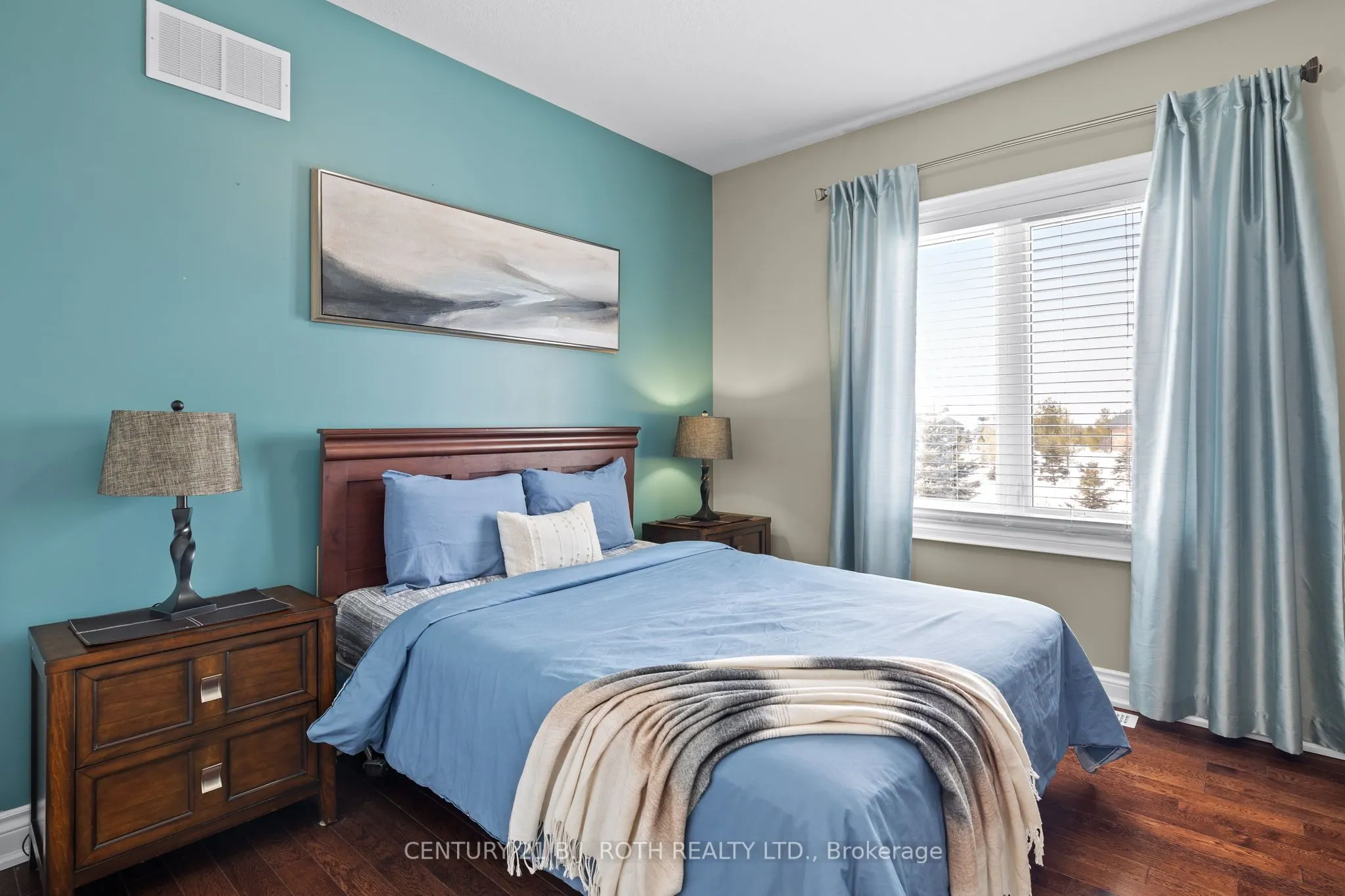 10 BROLLEY Crescent