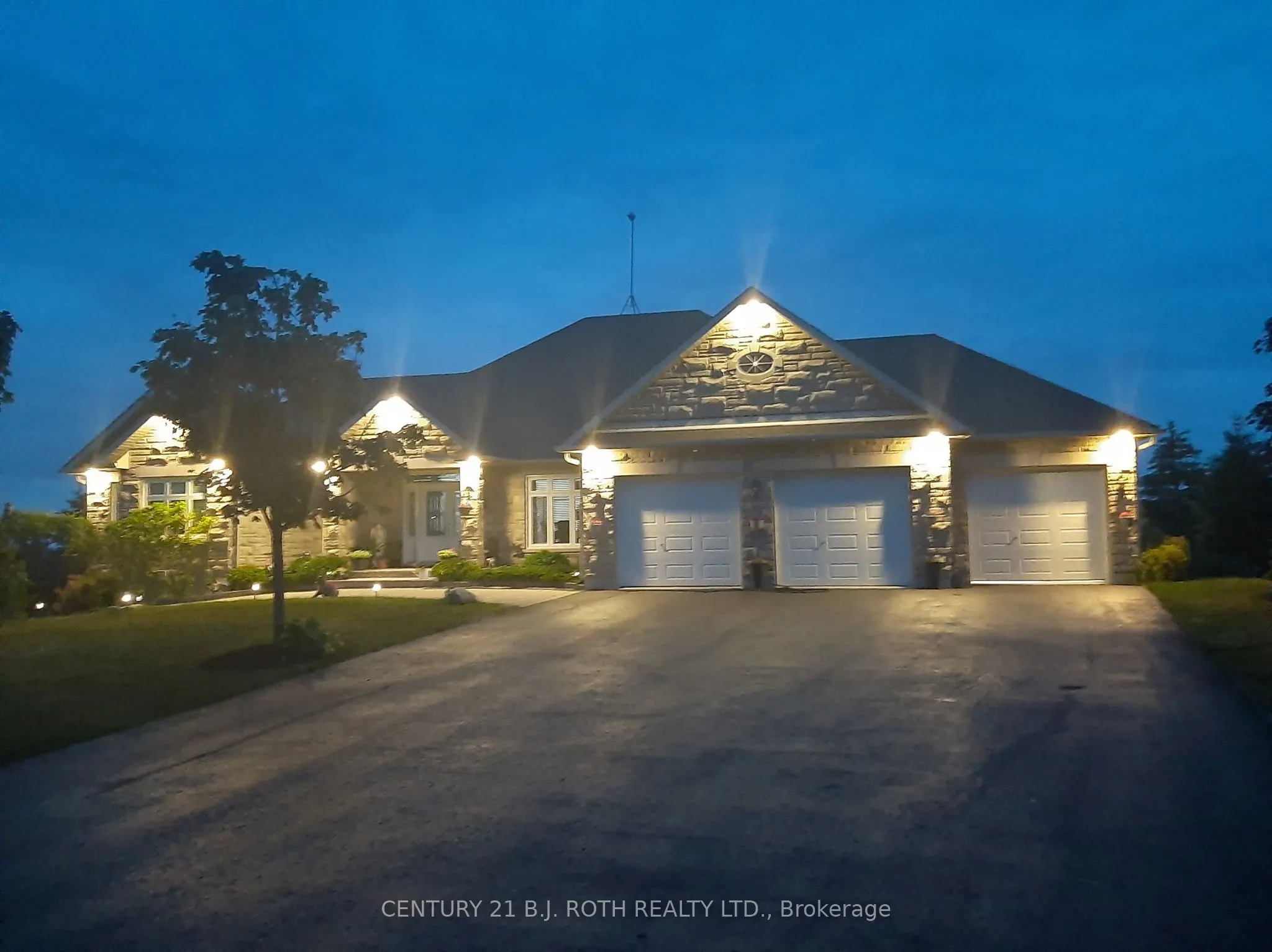 10 BROLLEY Crescent