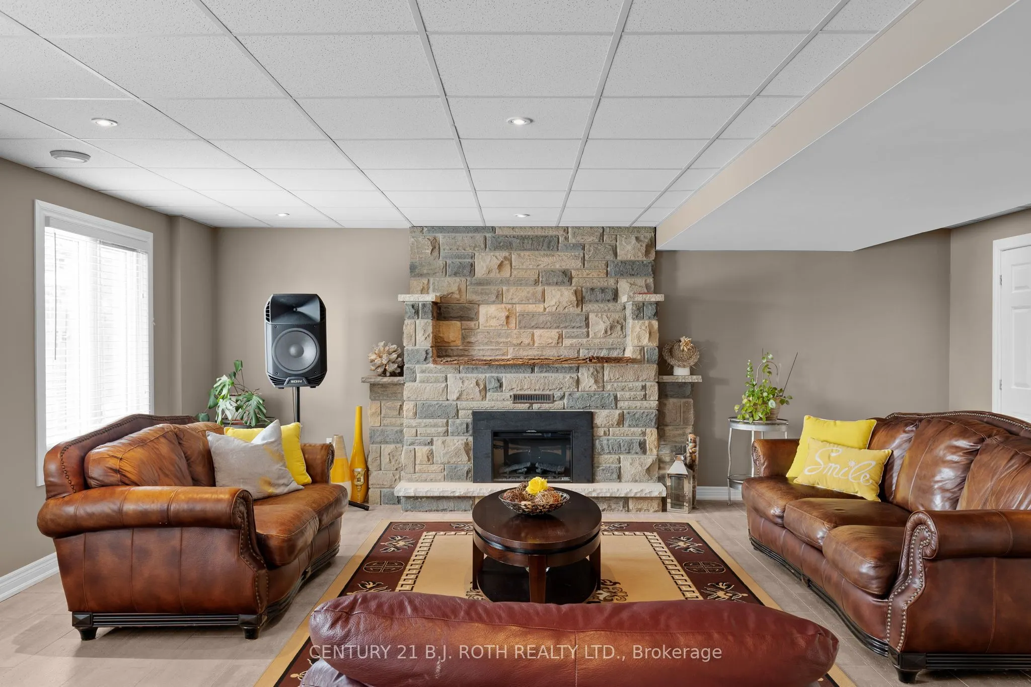 10 BROLLEY Crescent