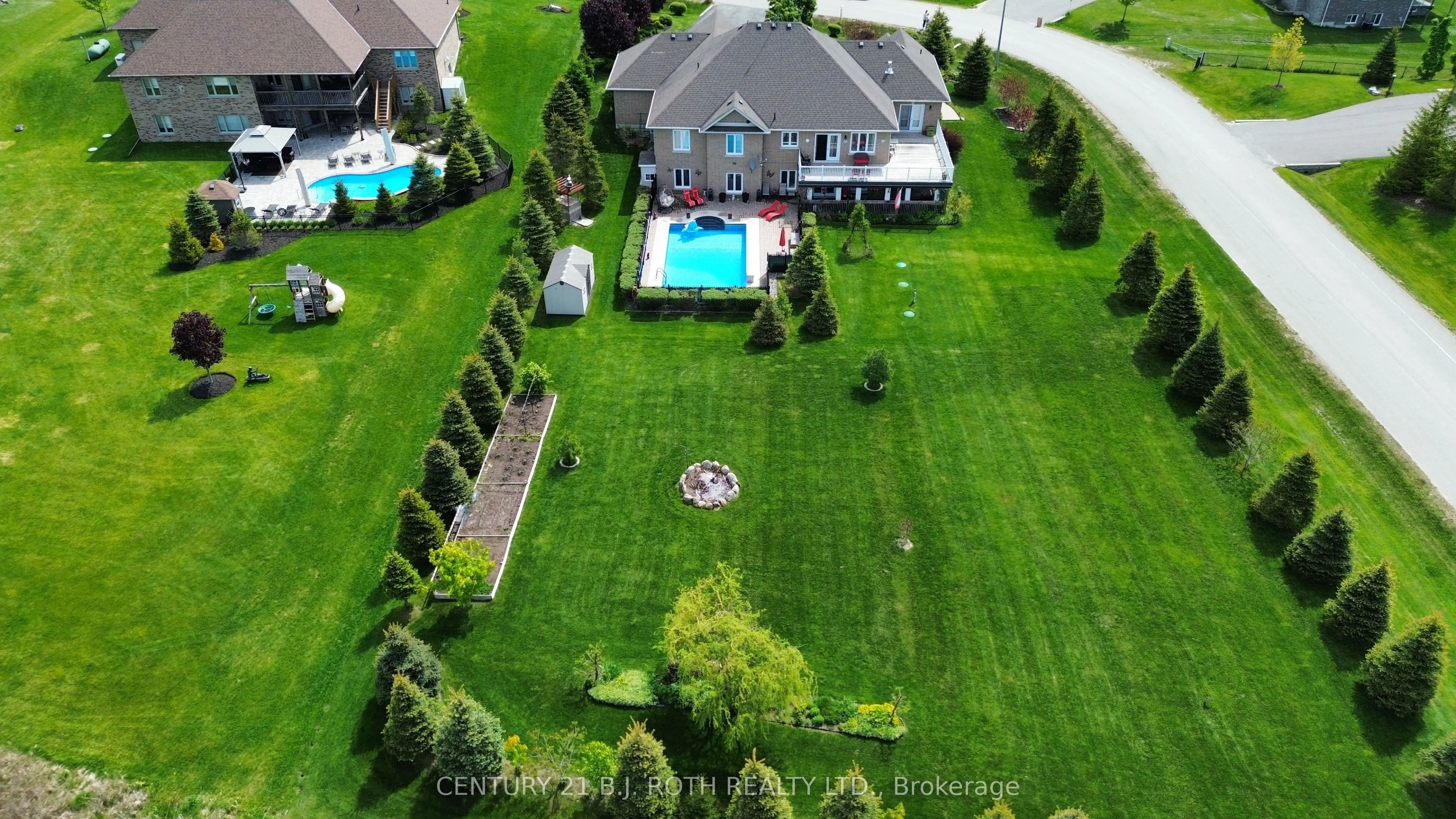 10 BROLLEY Crescent