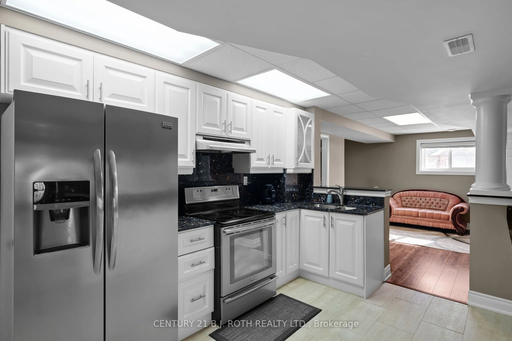 10 BROLLEY Crescent