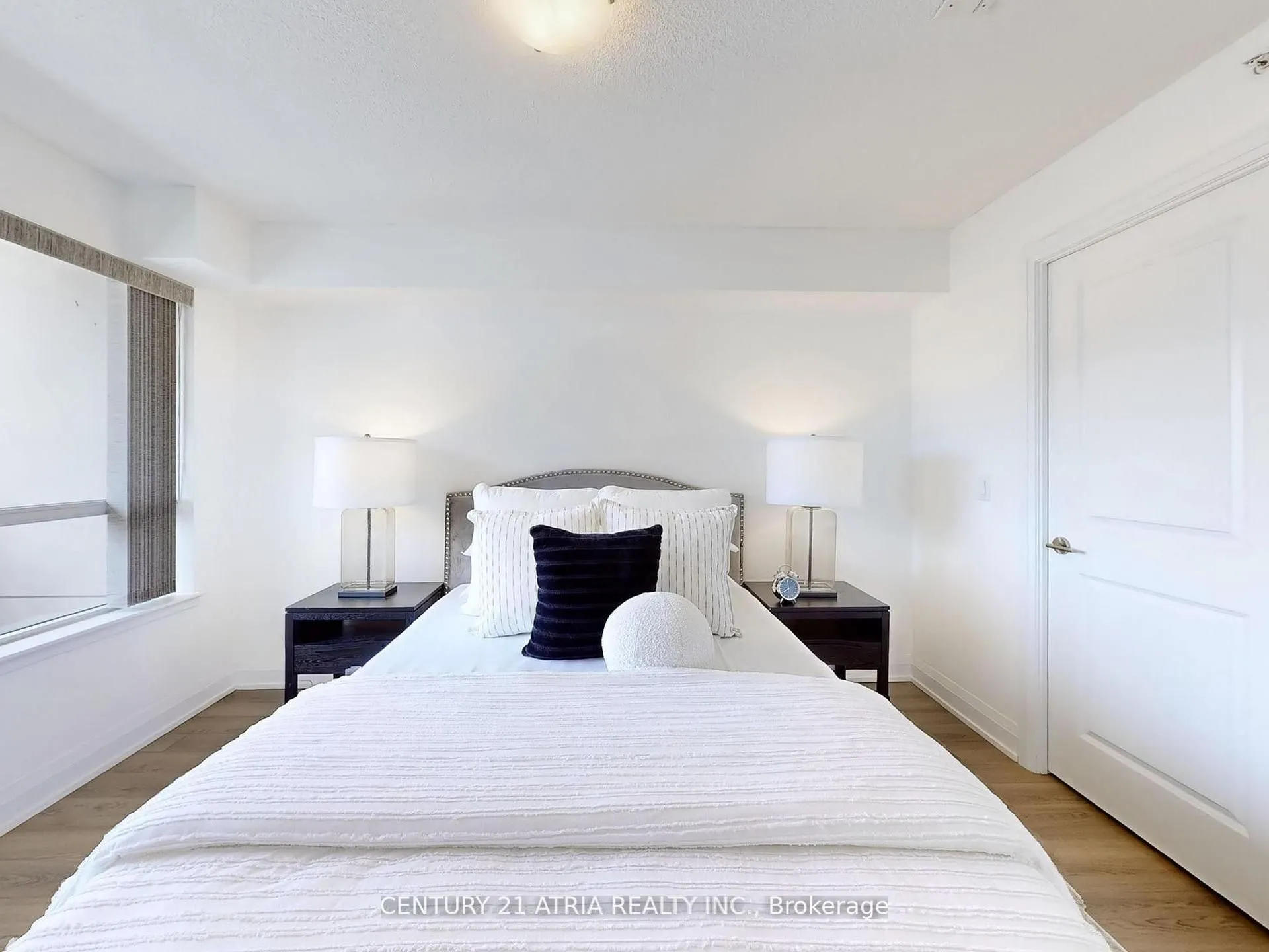 372 Highway 7 E, #205