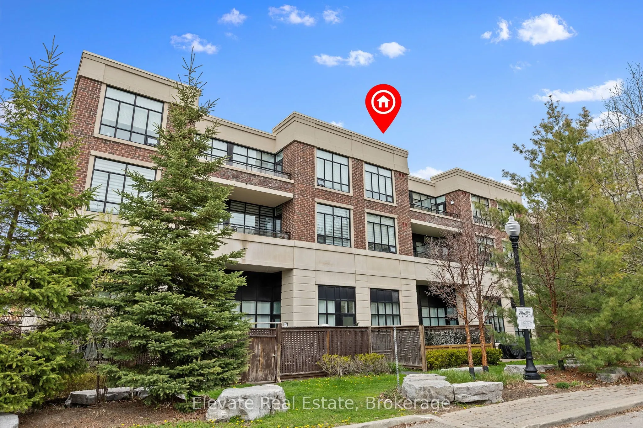 2396 Major Mackenzie Drive #322