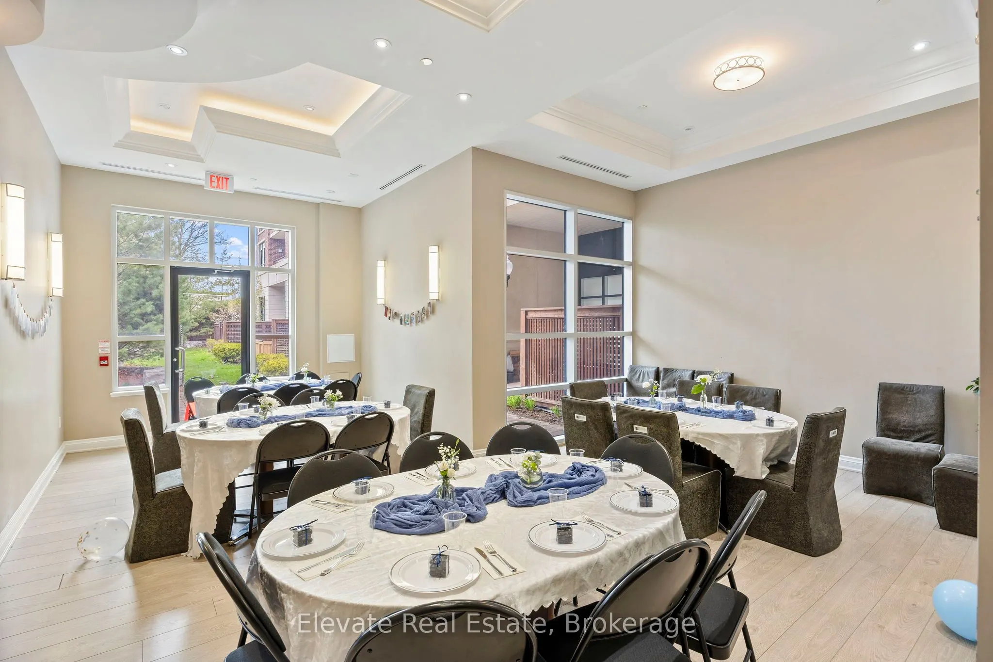 2396 Major Mackenzie Drive #322