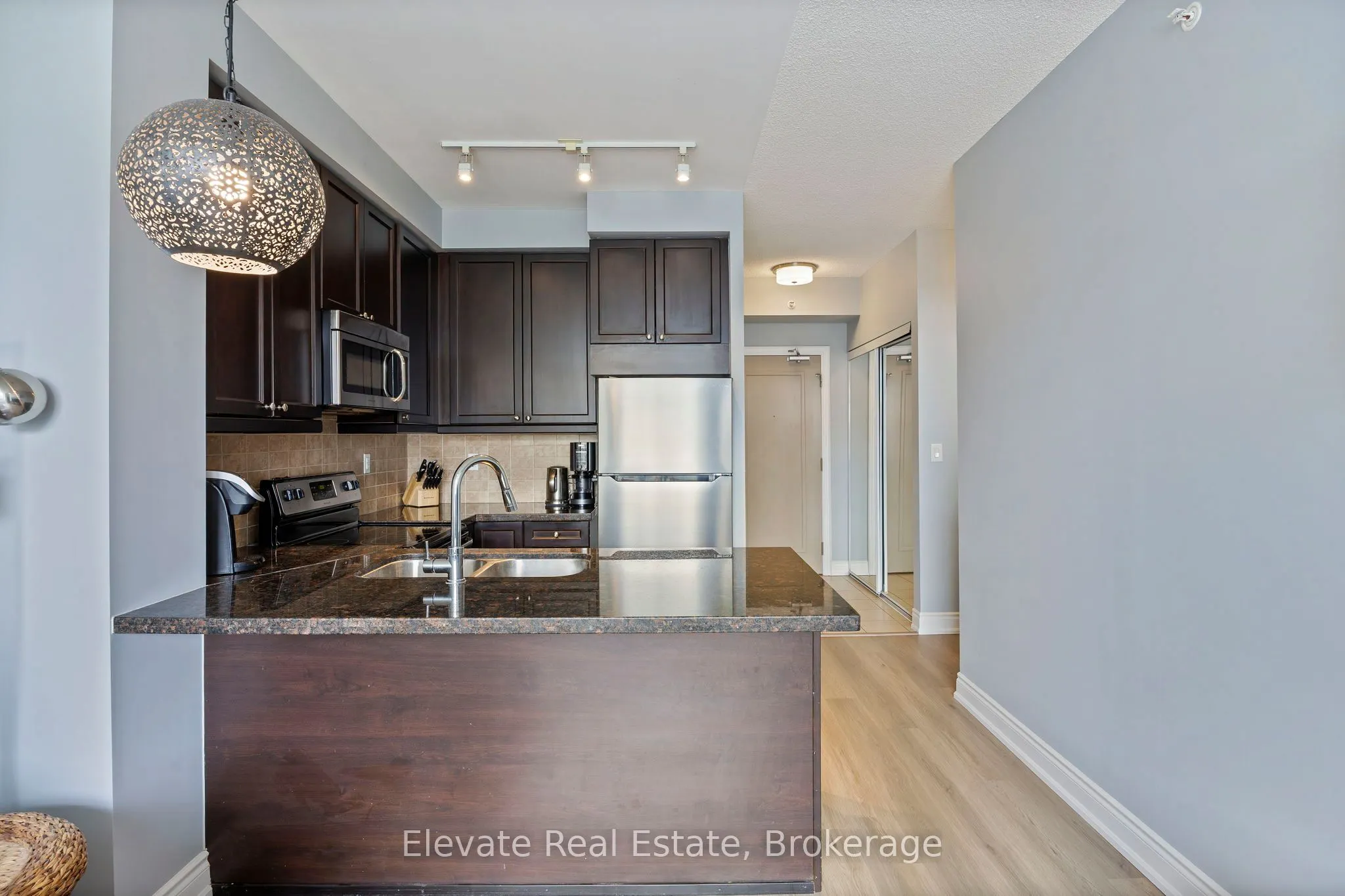 2396 Major Mackenzie Drive #322